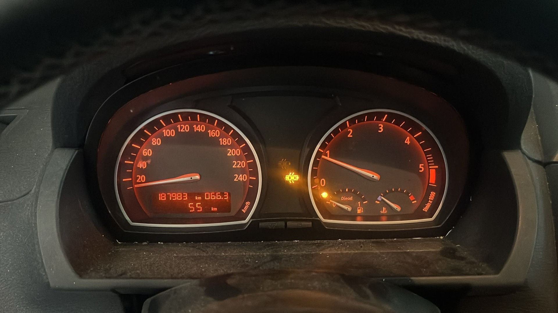 BMW X3 xDrive 20d Access-image-1