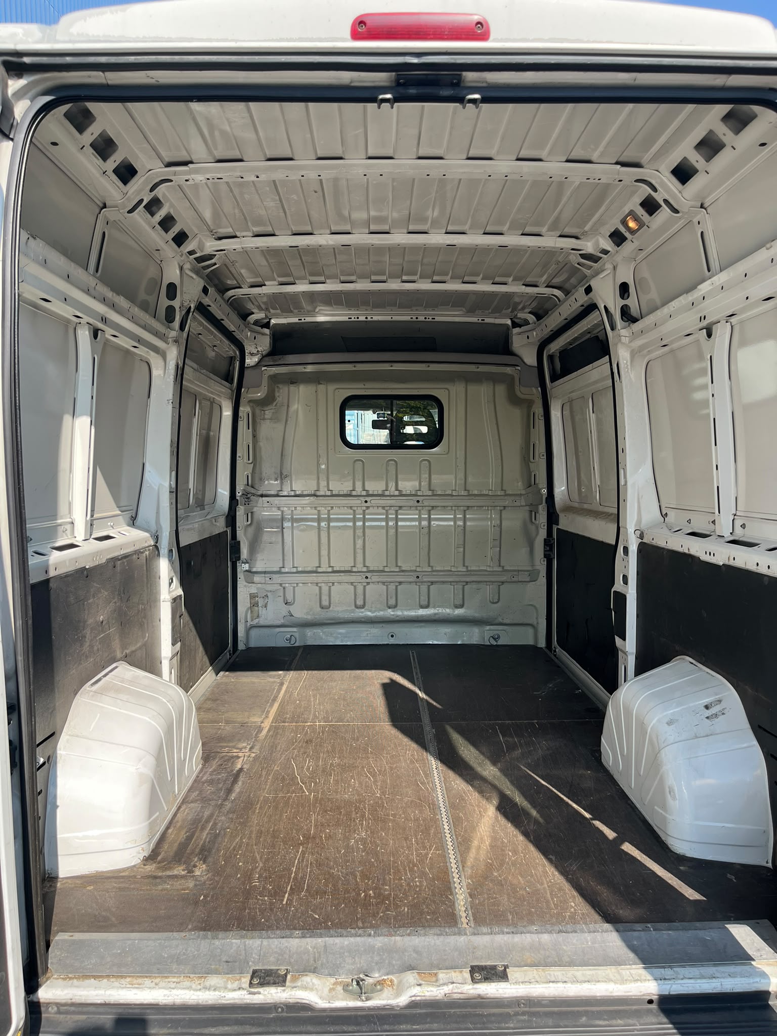 PEUGEOT Boxer 2.2 HDI 333 L2H1-image-3
