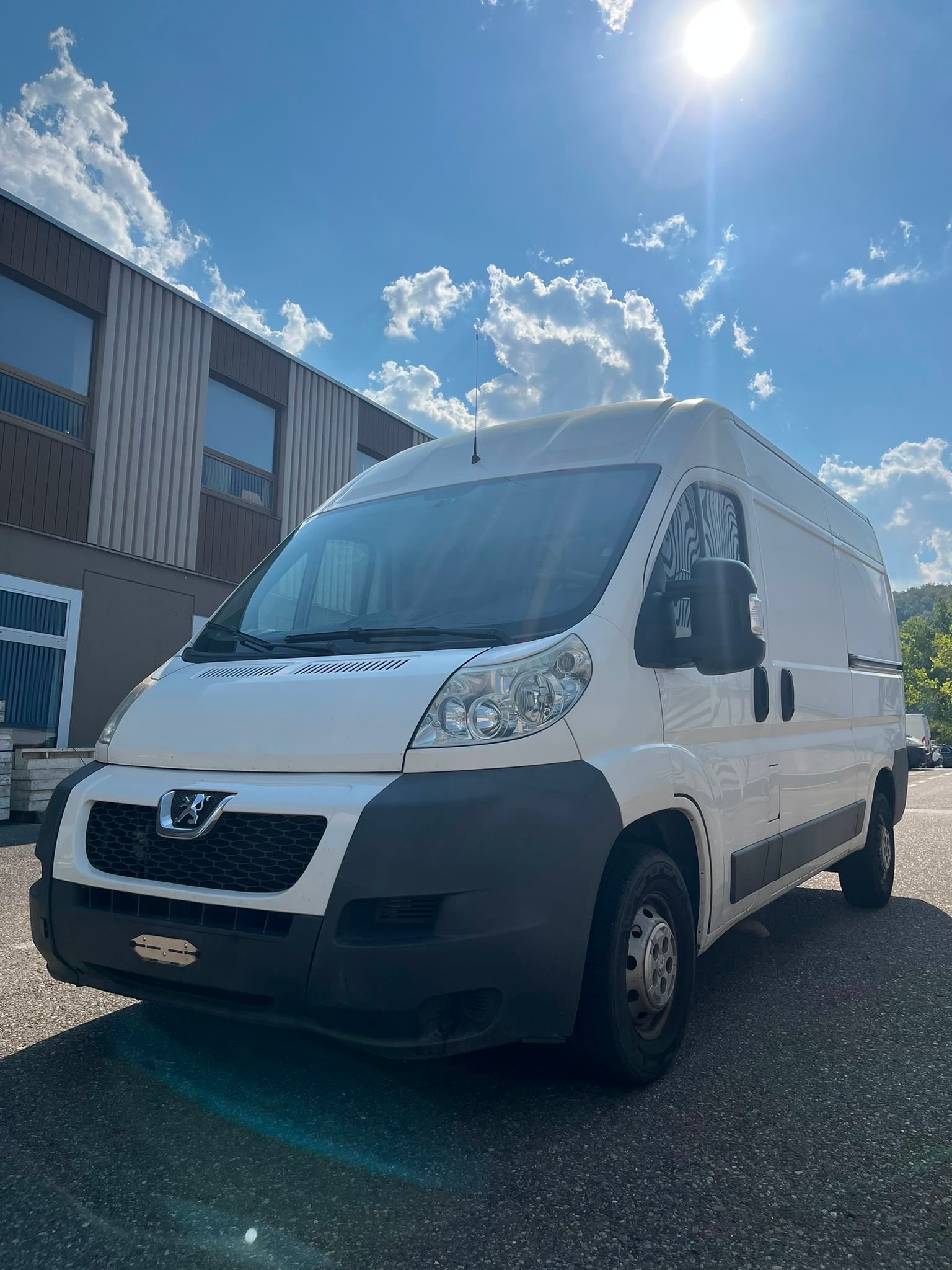 PEUGEOT Boxer 2.2 HDI 333 L2H1-image-0