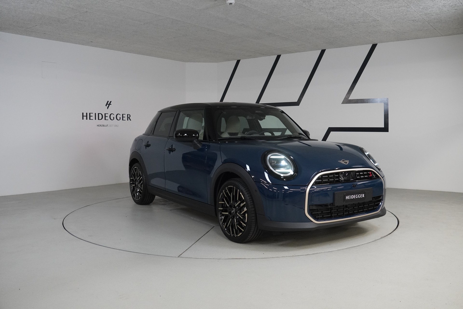 MINI Cooper S DKG-showroom-element-2