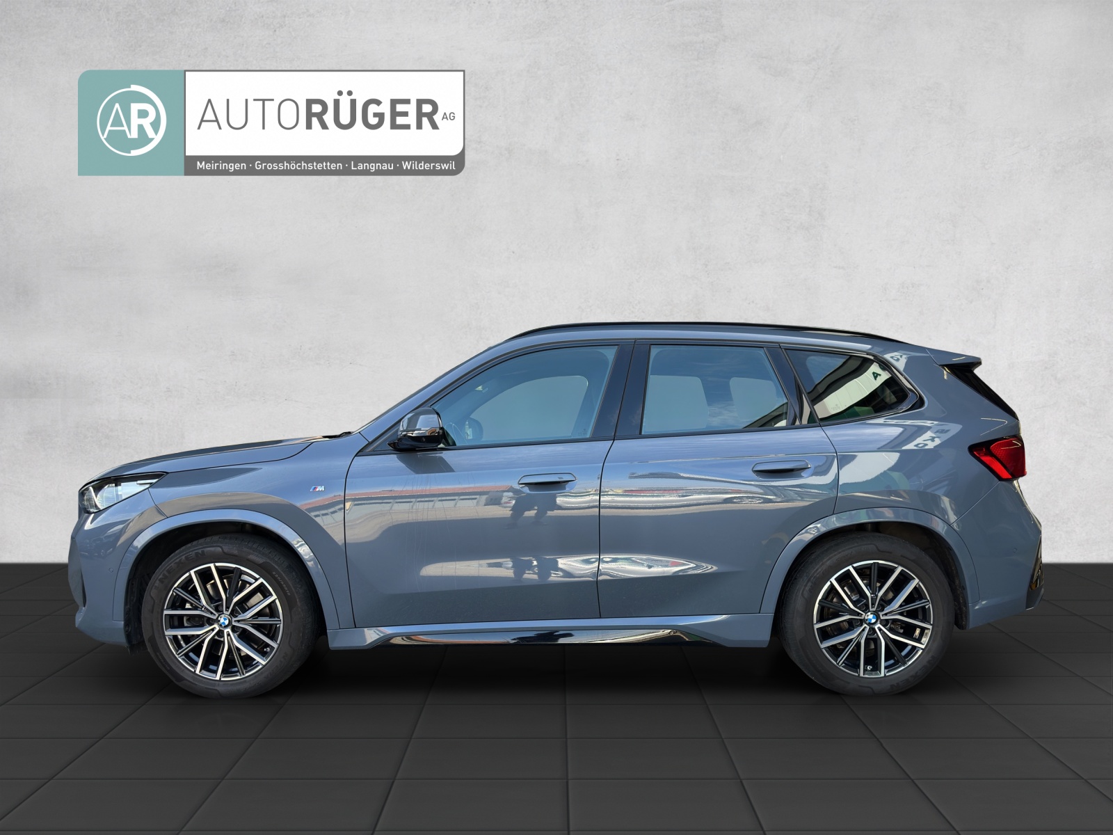 BMW X1 xDrive 23i 48V M Sport-image-2