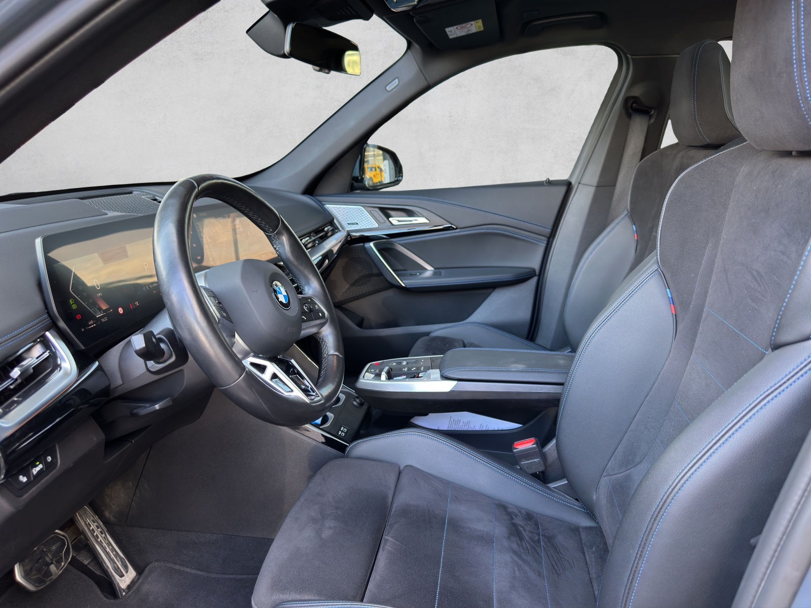 BMW X1 xDrive 23i 48V M Sport-image-7