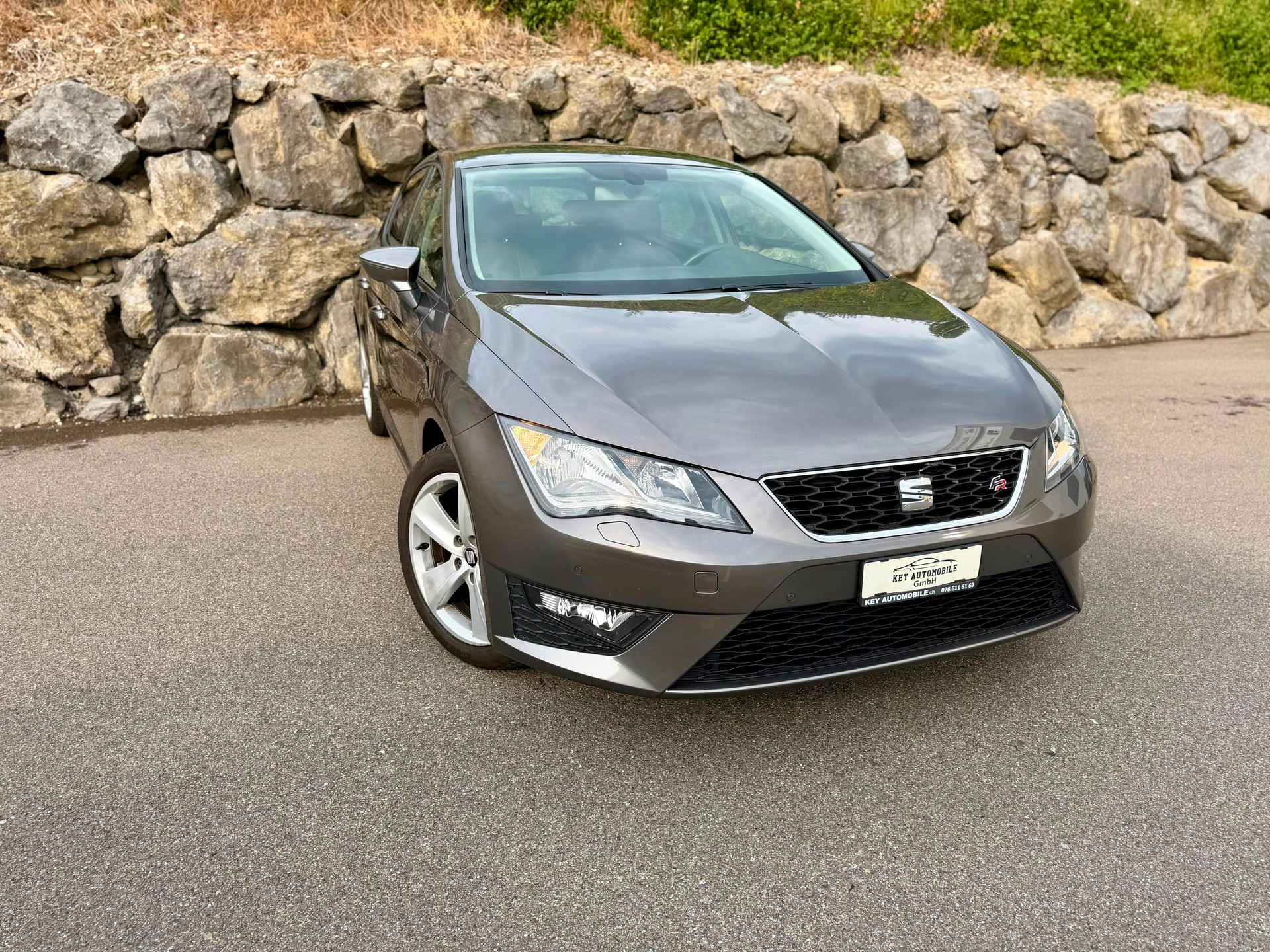 SEAT Leon 1.4 TSI FR DSG-image-1