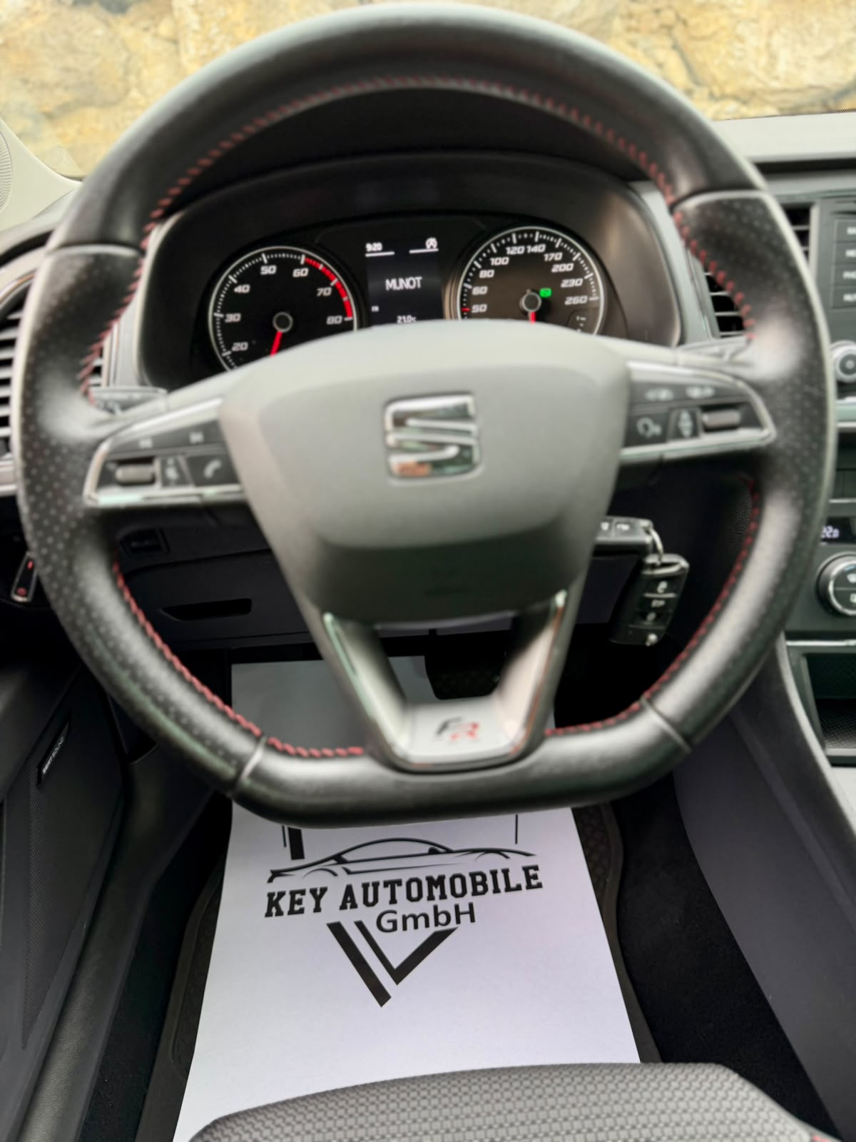 SEAT Leon 1.4 TSI FR DSG-image-6