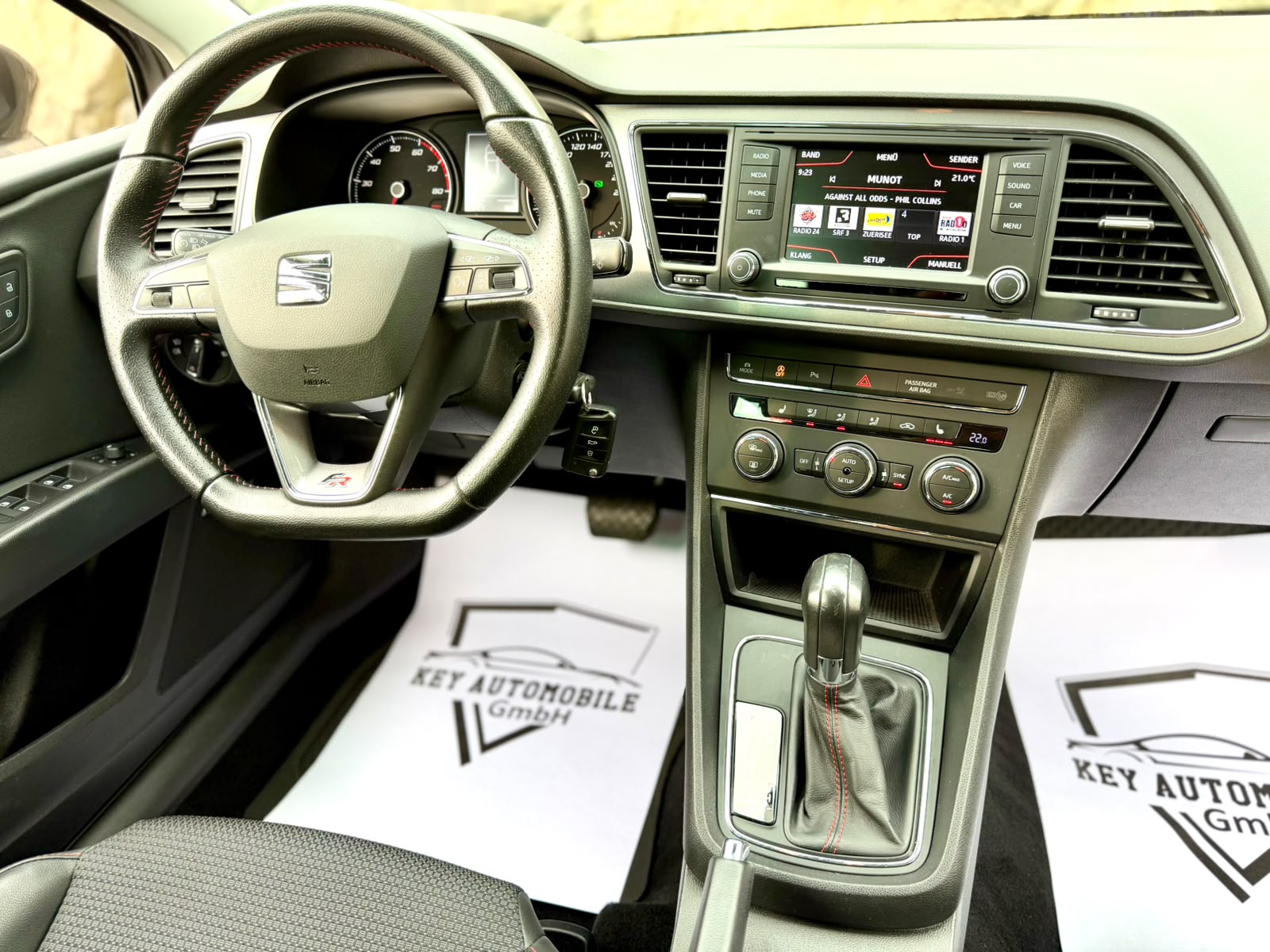 SEAT Leon 1.4 TSI FR DSG-image-9