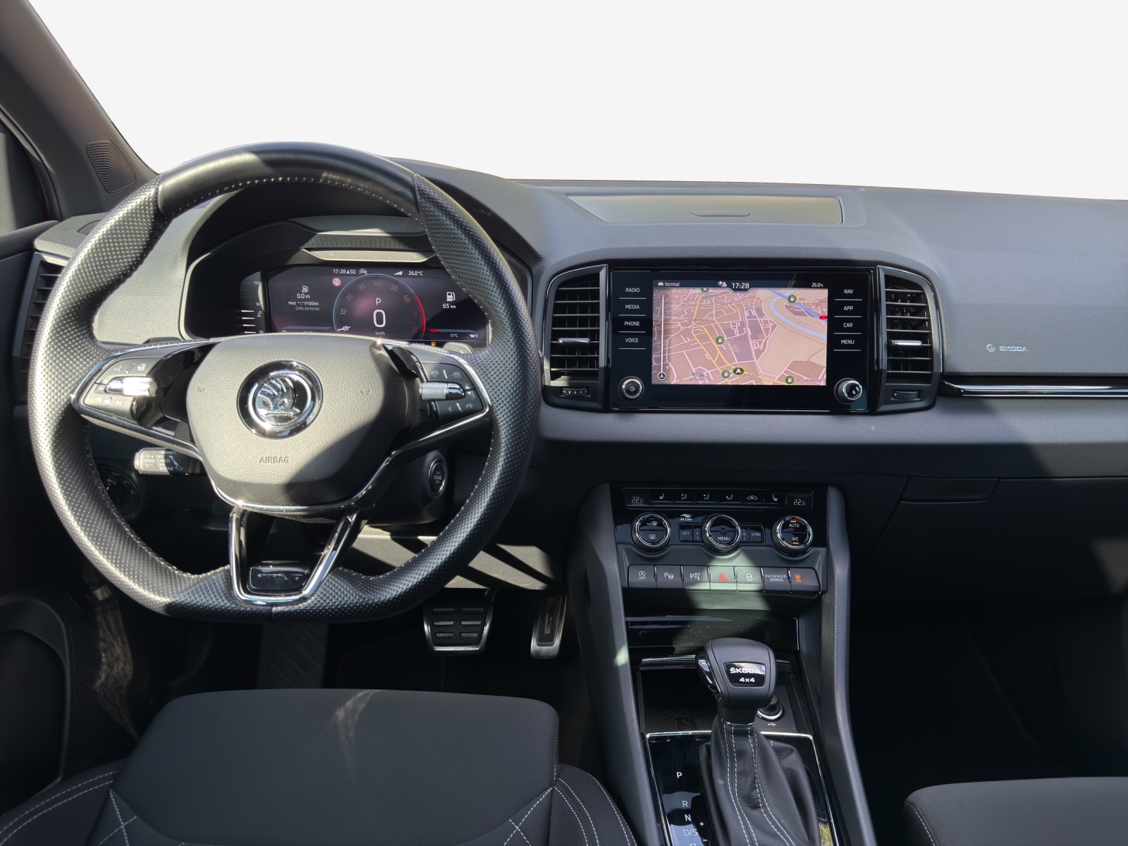 SKODA Karoq 2.0 TSI SportLine 4x4 DSG-image-8