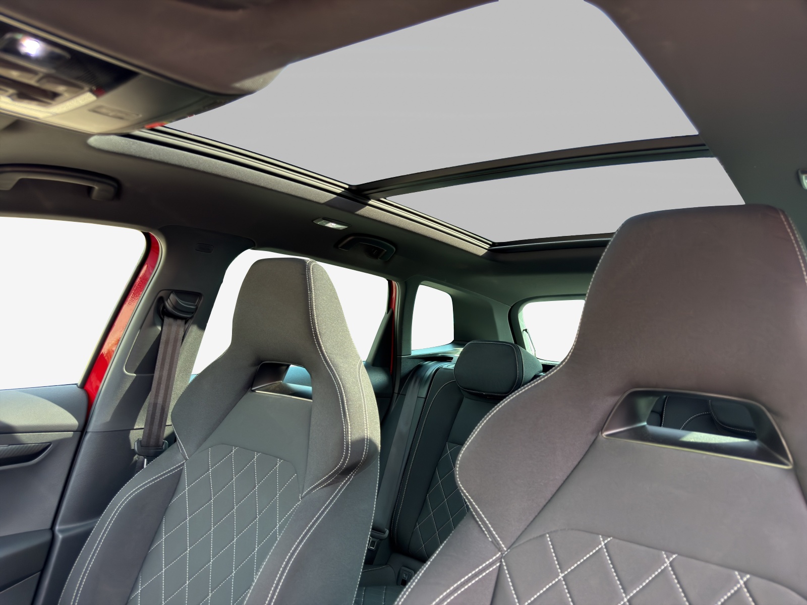 SKODA Karoq 2.0 TSI SportLine 4x4 DSG-image-15