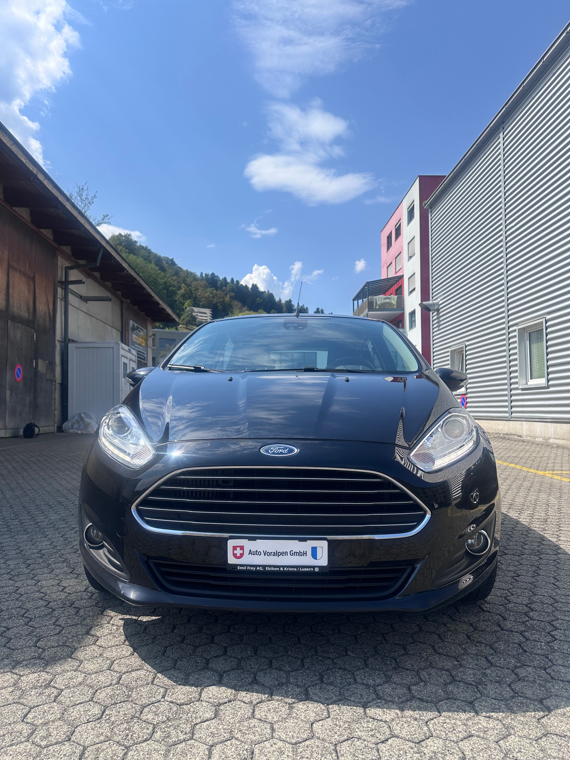 FORD Fiesta 1.0 SCTi Titanium, Bluetooth, Parksensoren, Frisch ab MFK, LED tagfahrlicht-image-0