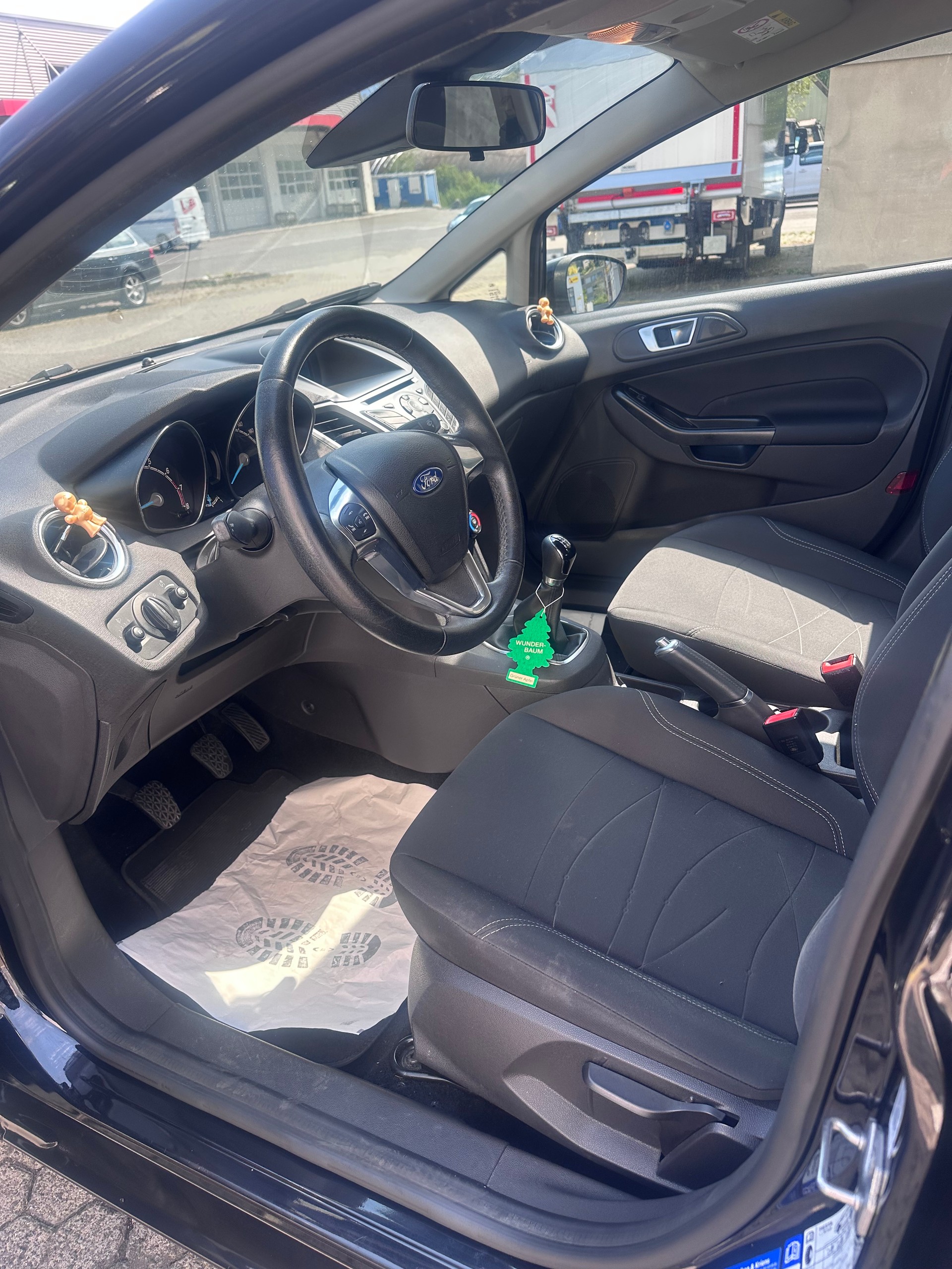 FORD Fiesta 1.0 SCTi Titanium, Bluetooth, Parksensoren, Frisch ab MFK, LED tagfahrlicht-image-8