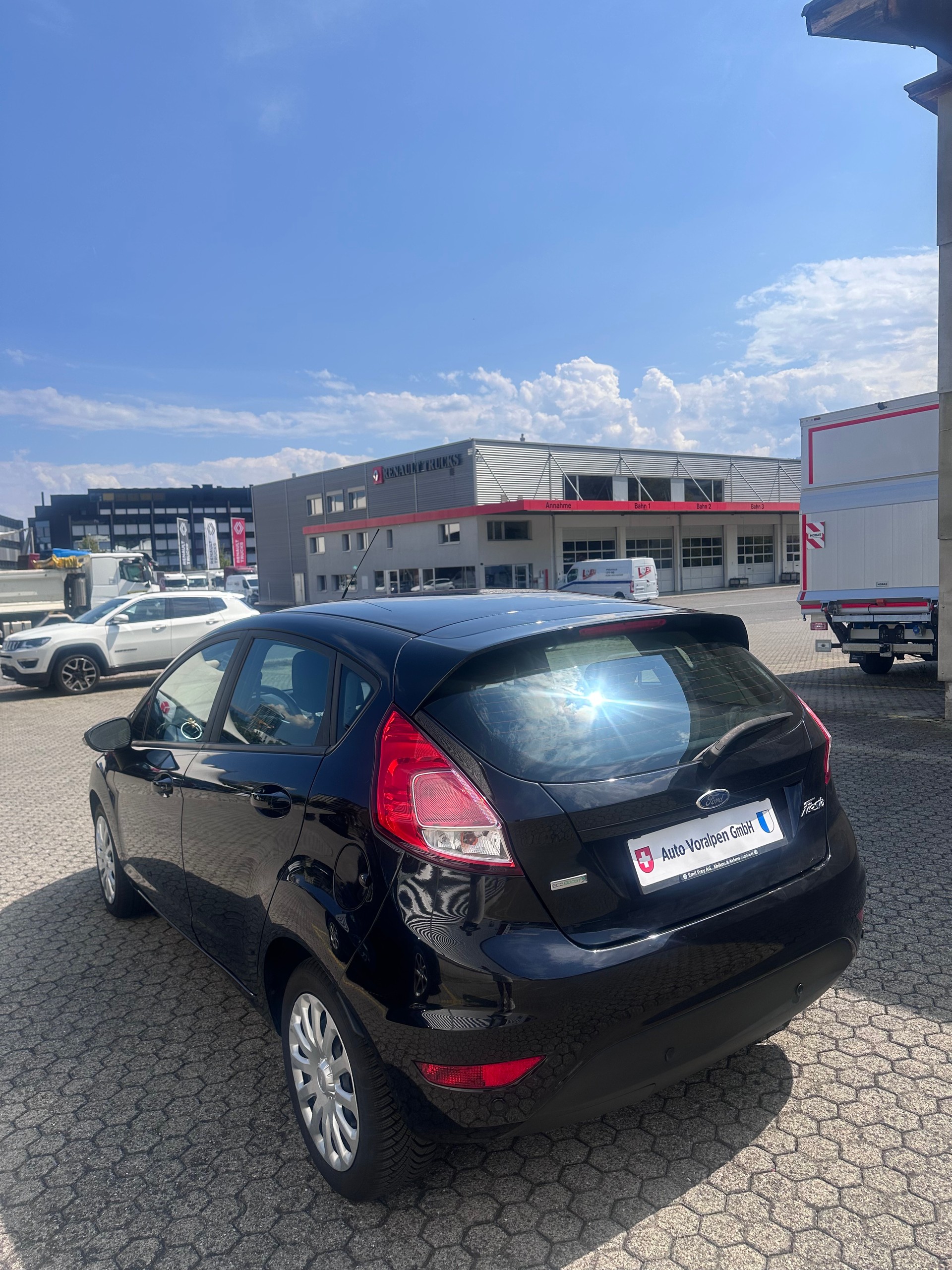 FORD Fiesta 1.0 SCTi Titanium, Bluetooth, Parksensoren, Frisch ab MFK, LED tagfahrlicht-image-6