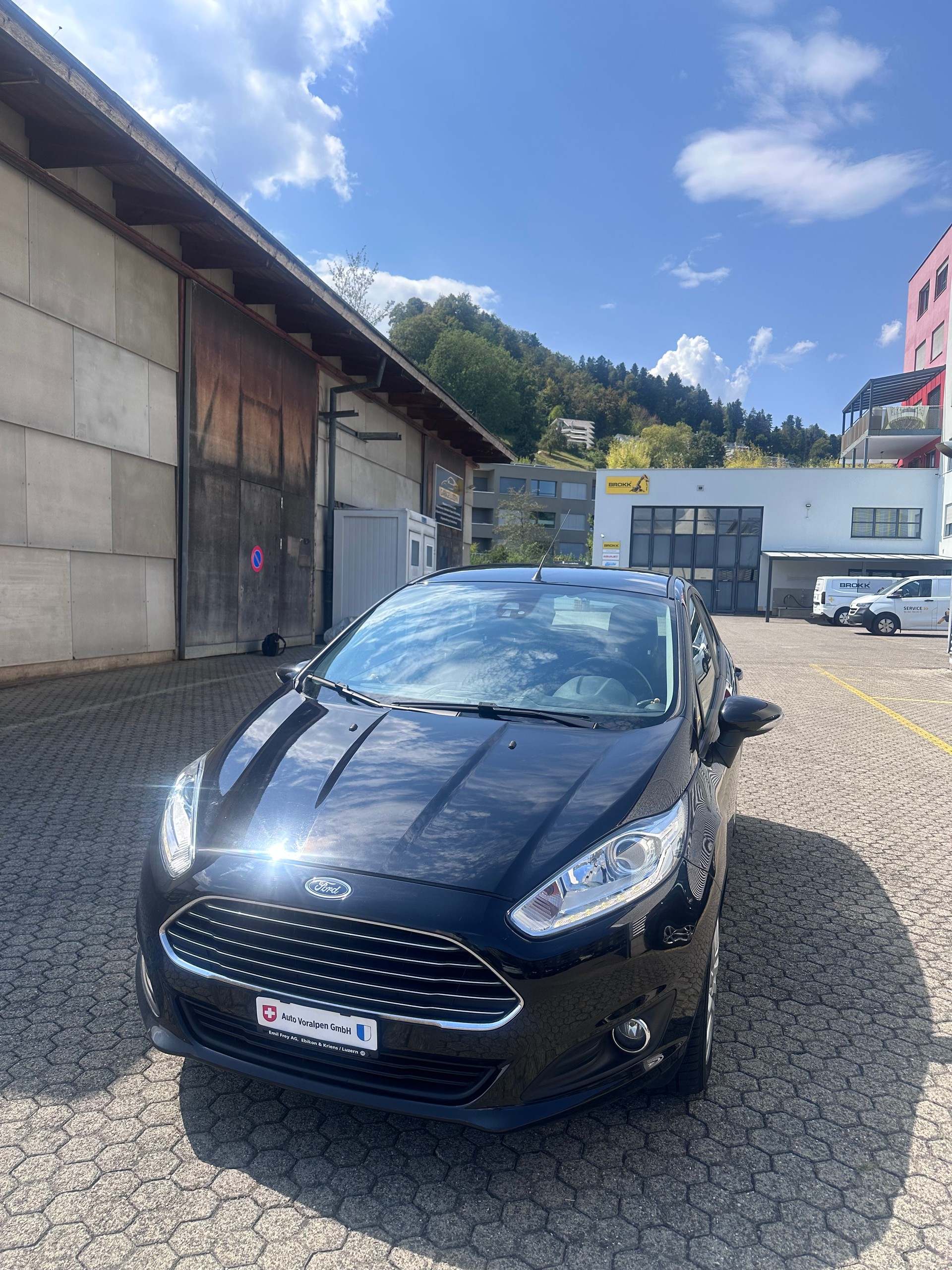 FORD Fiesta 1.0 SCTi Titanium, Bluetooth, Parksensoren, Frisch ab MFK, LED tagfahrlicht-image-2