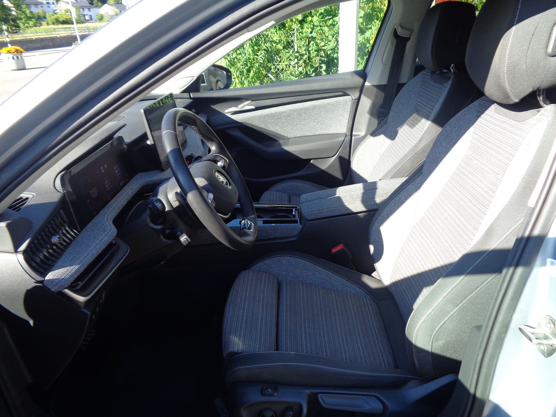 SKODA Superb Combi 2.0 TDi Selection 4x4 DSG-image-9