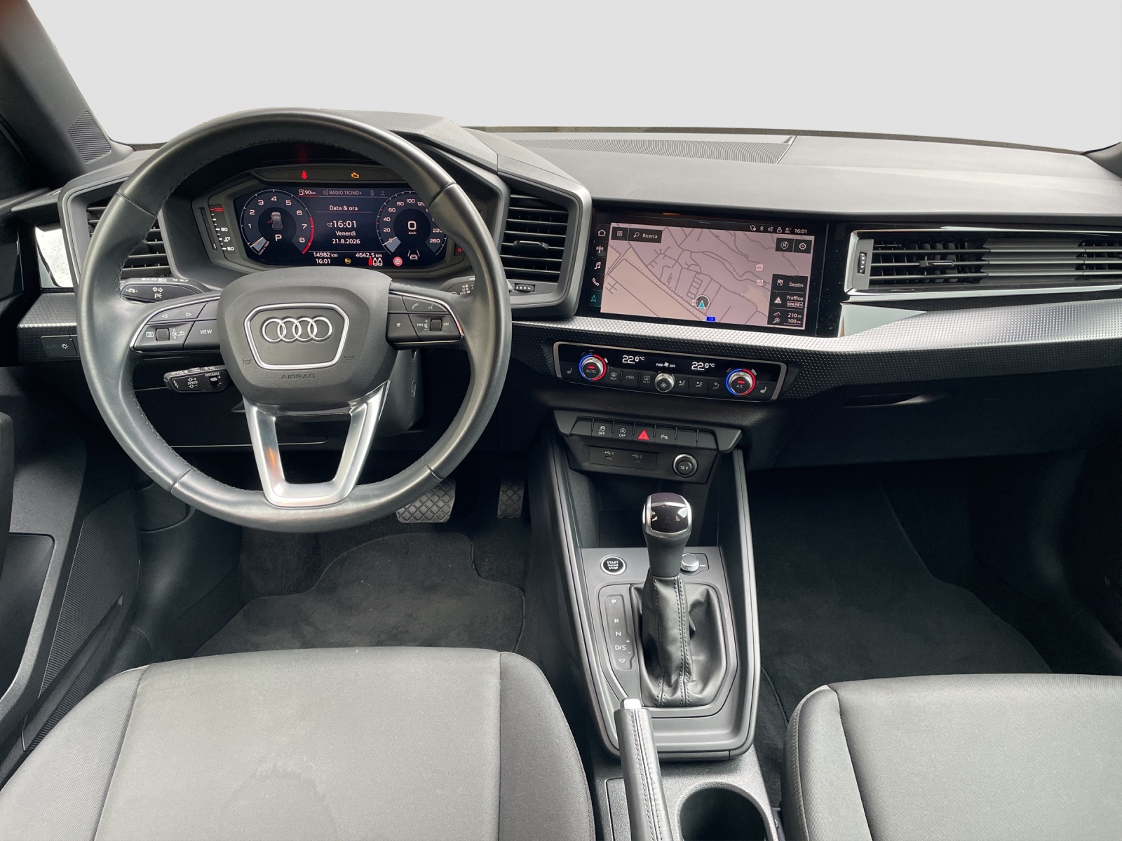 AUDI A1 allstreet 30 TFSI Attraction S-tronic-image-8