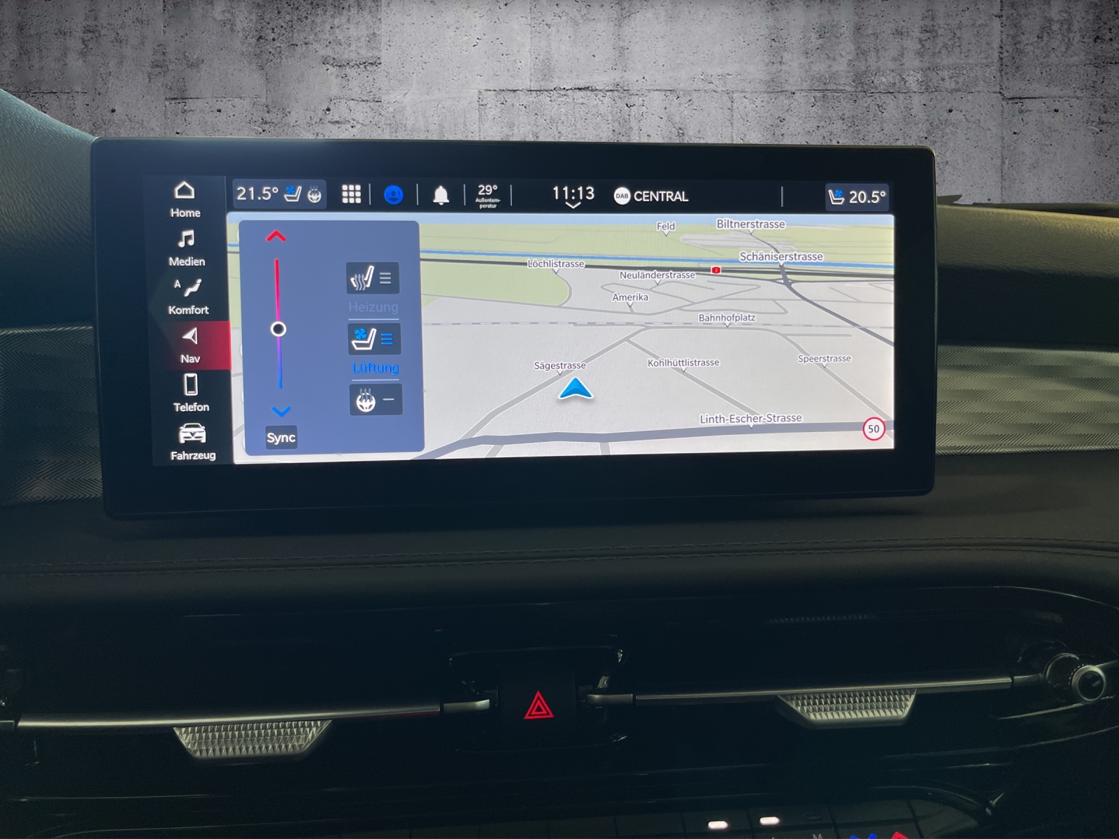 ALFA ROMEO Tonale 1.3 Plug-in Hybrid Veloce Q4-image-12