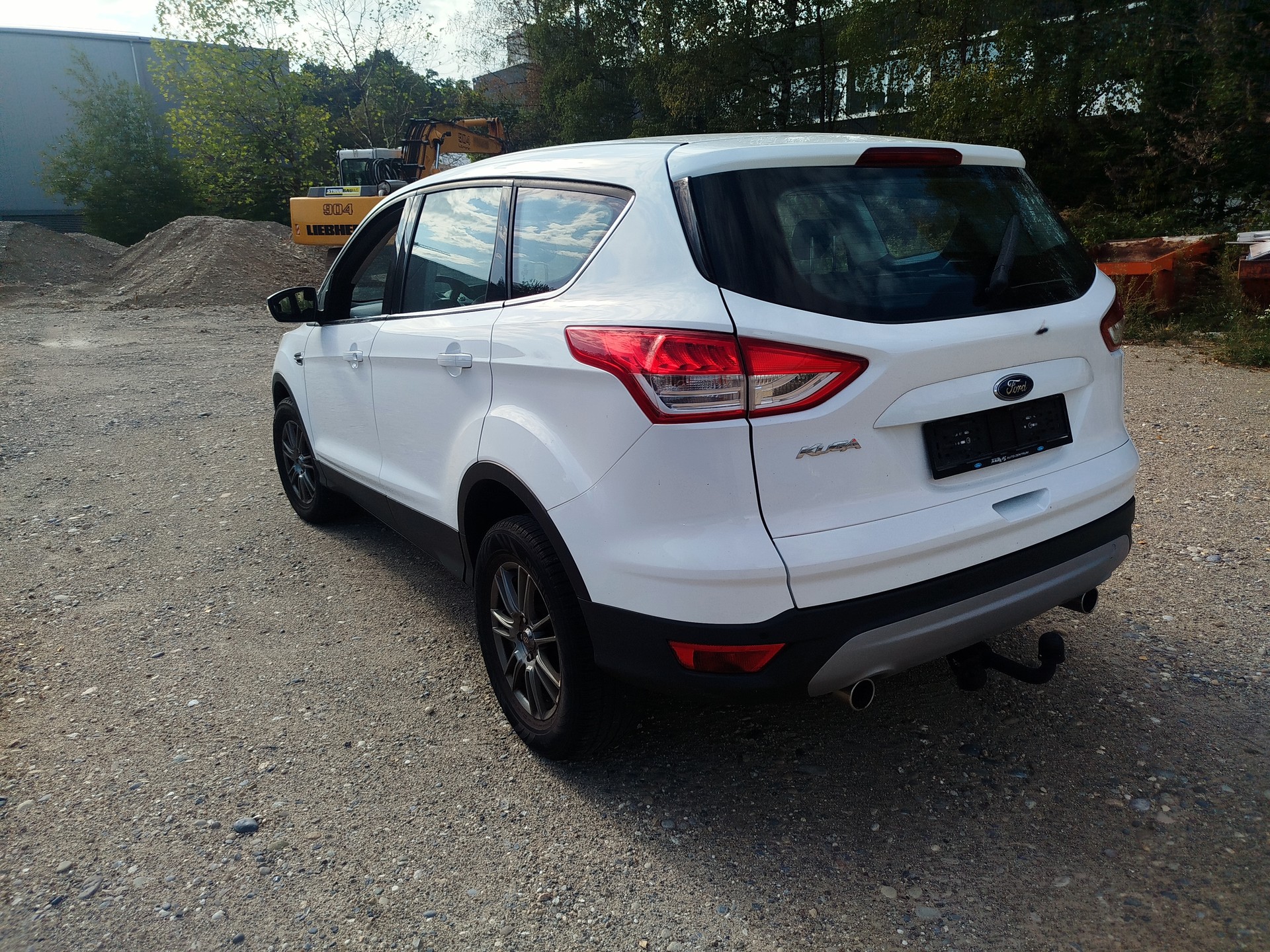 FORD Kuga 2.0 TDCi Titanium 4WD PowerShift-image-3