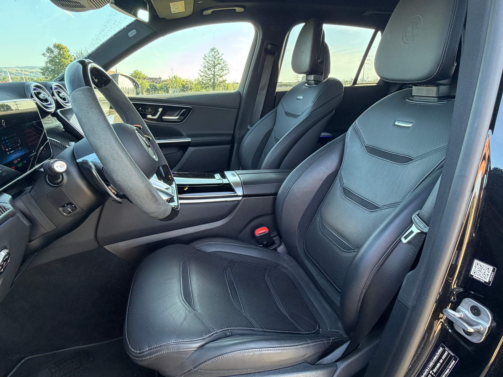 MERCEDES-BENZ GLC 63 AMG S E Performance-image-5