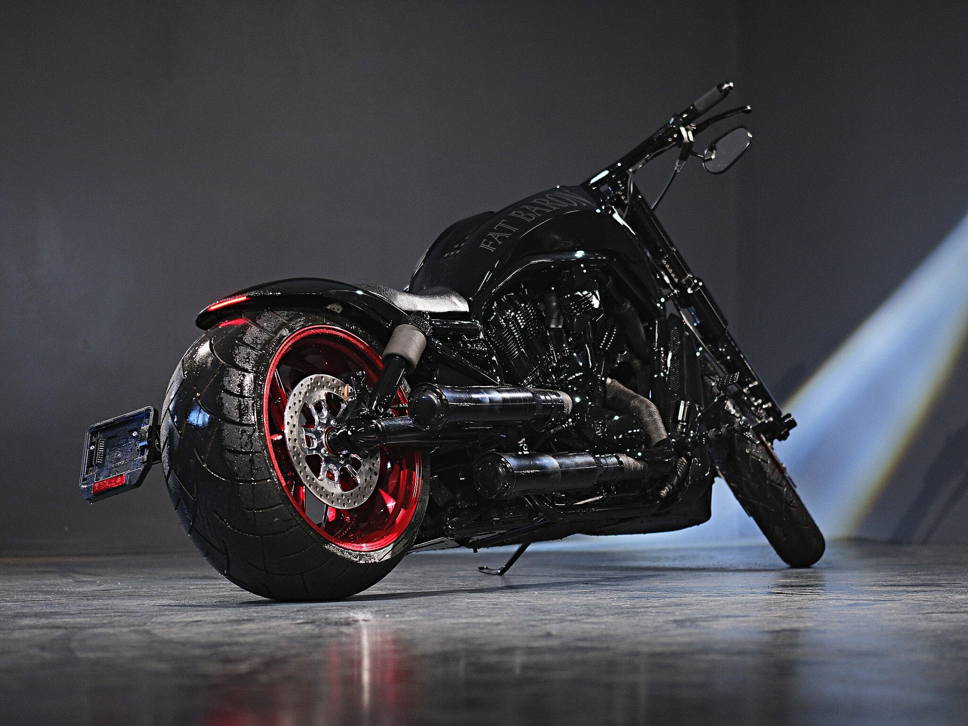 HARLEY-DAVIDSON VRSCB V-Rod – Vollcustom Fat Baron-showroom-element-2