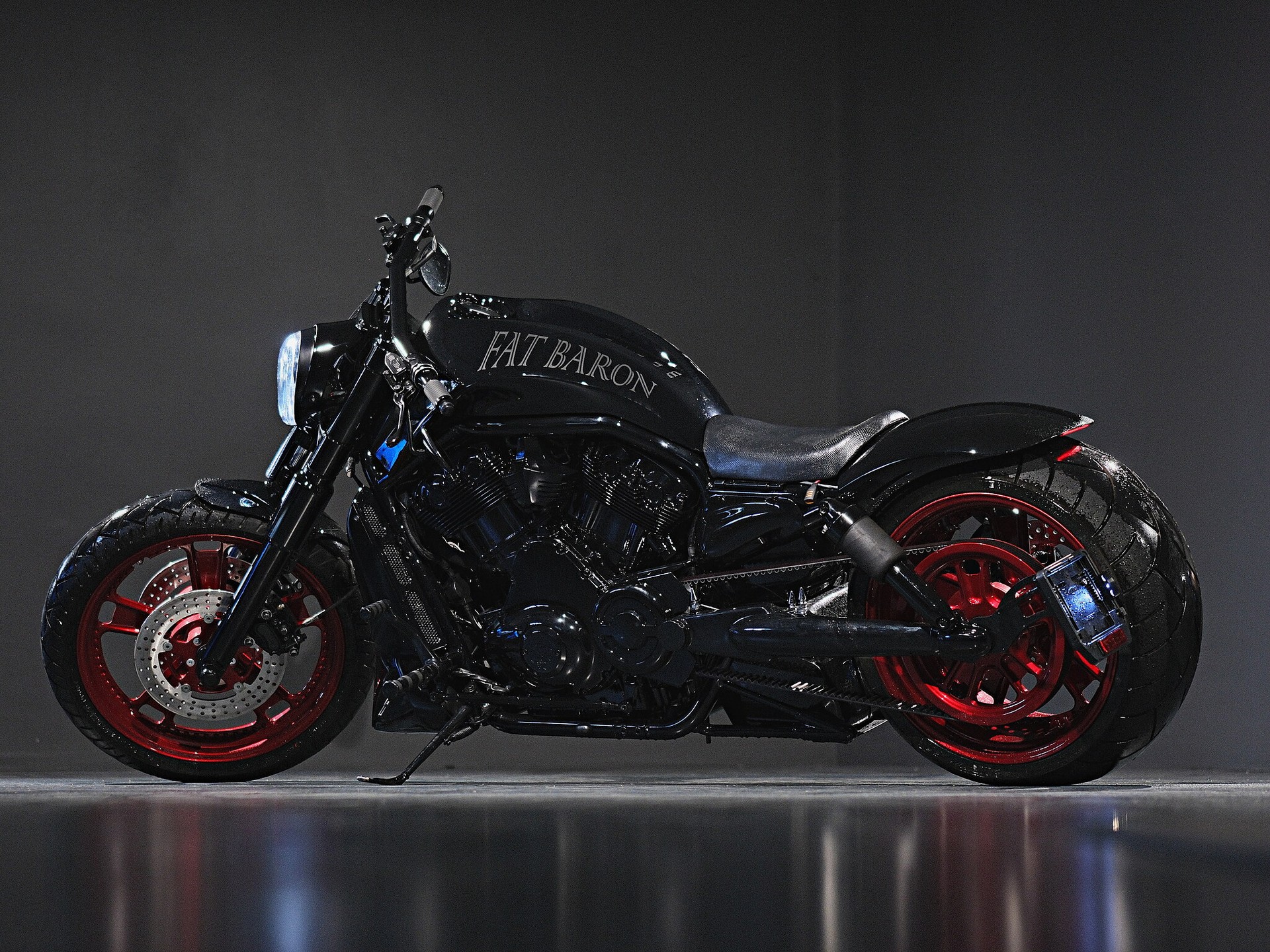 HARLEY-DAVIDSON VRSCB V-Rod – Vollcustom Fat Baron-showroom-element-3