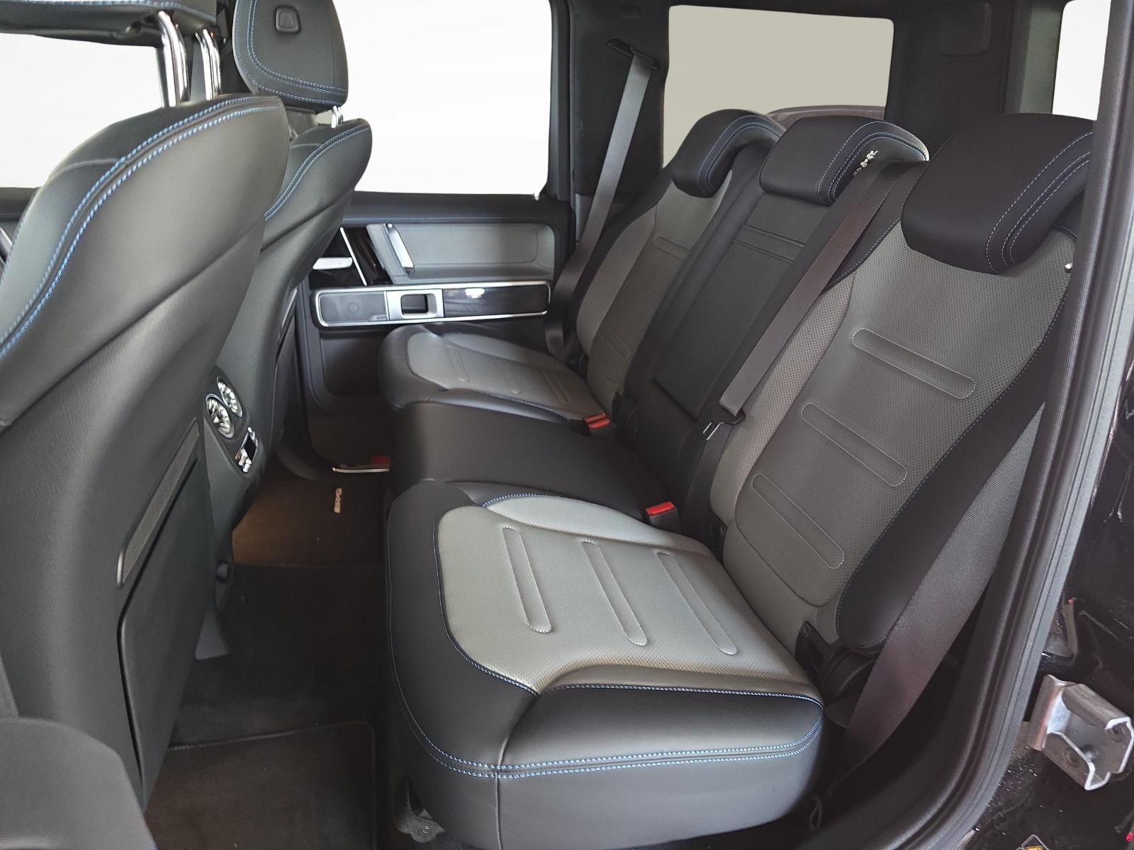 MERCEDES-BENZ G 580 EQ Technology AMG Line-image-10