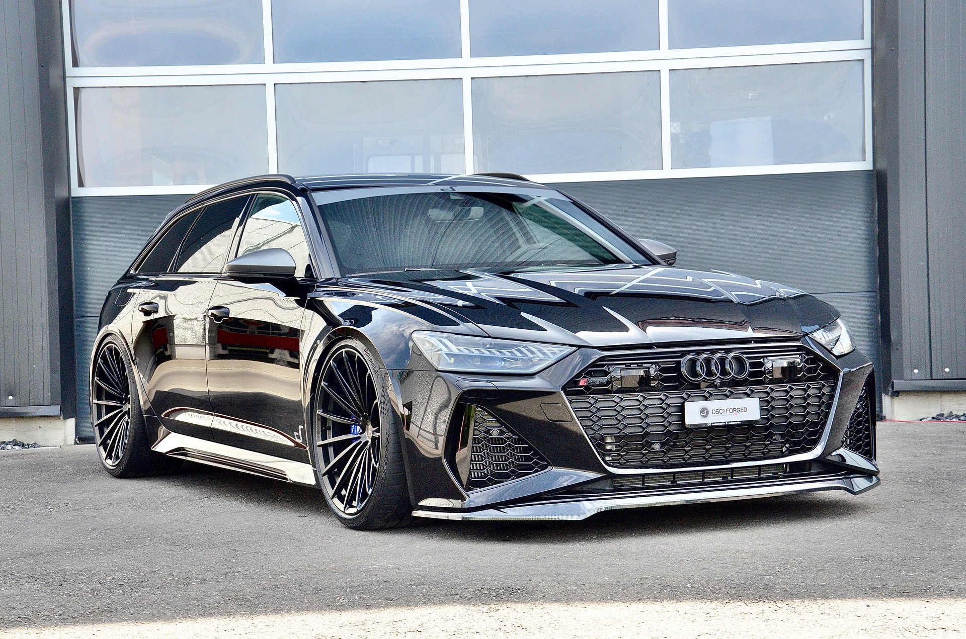 AUDI RS6 Avant 4.0 TFSI V8 Performance quattro-image-9