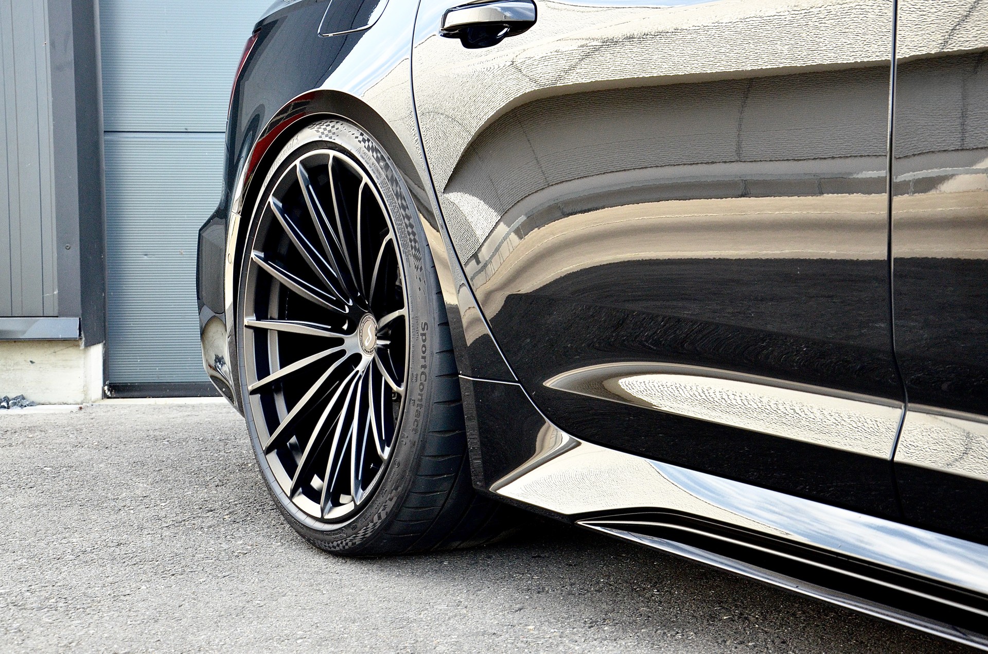 AUDI RS6 Avant 4.0 TFSI V8 Performance quattro-image-11