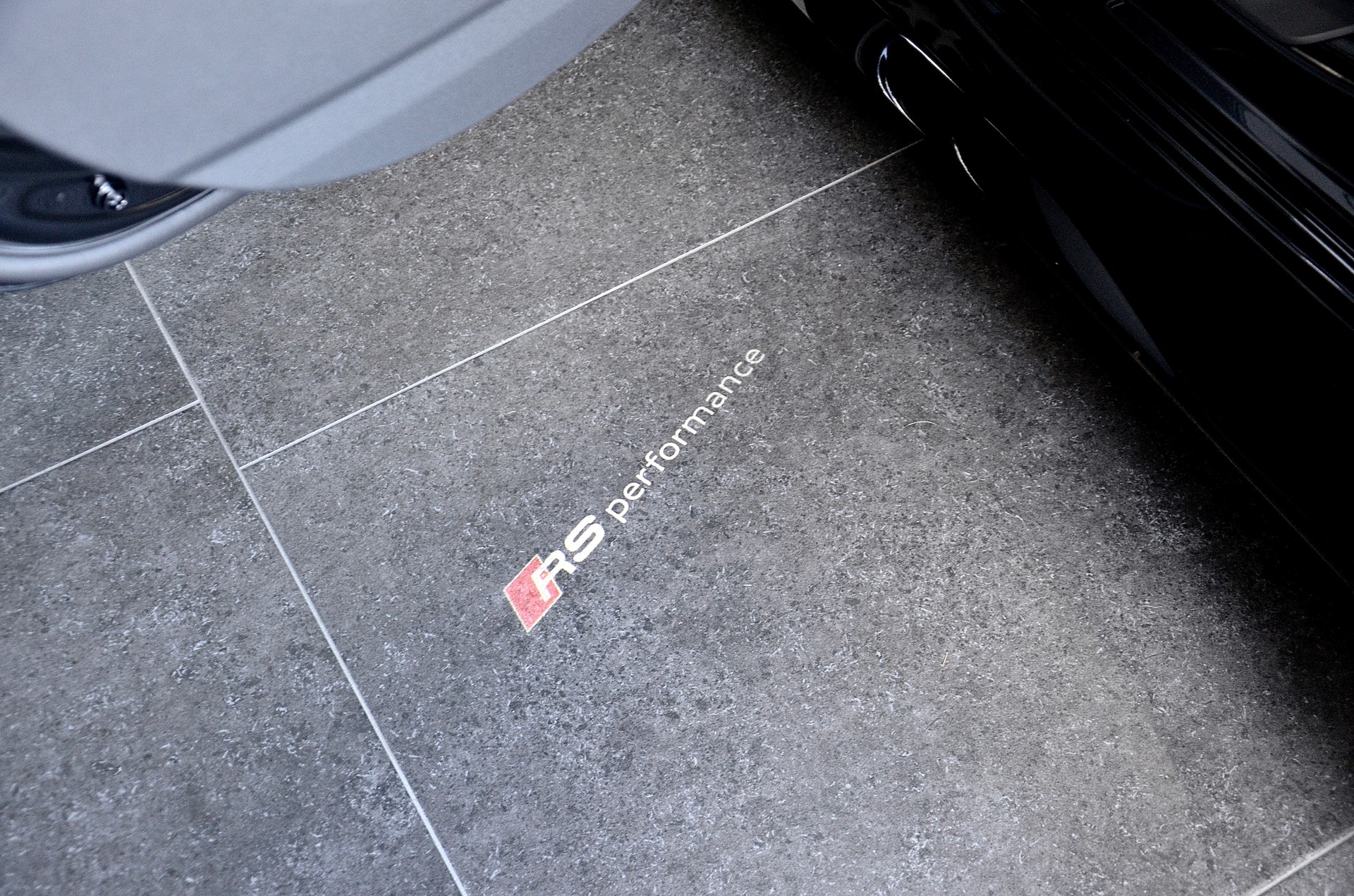 AUDI RS6 Avant 4.0 TFSI V8 Performance quattro-image-14