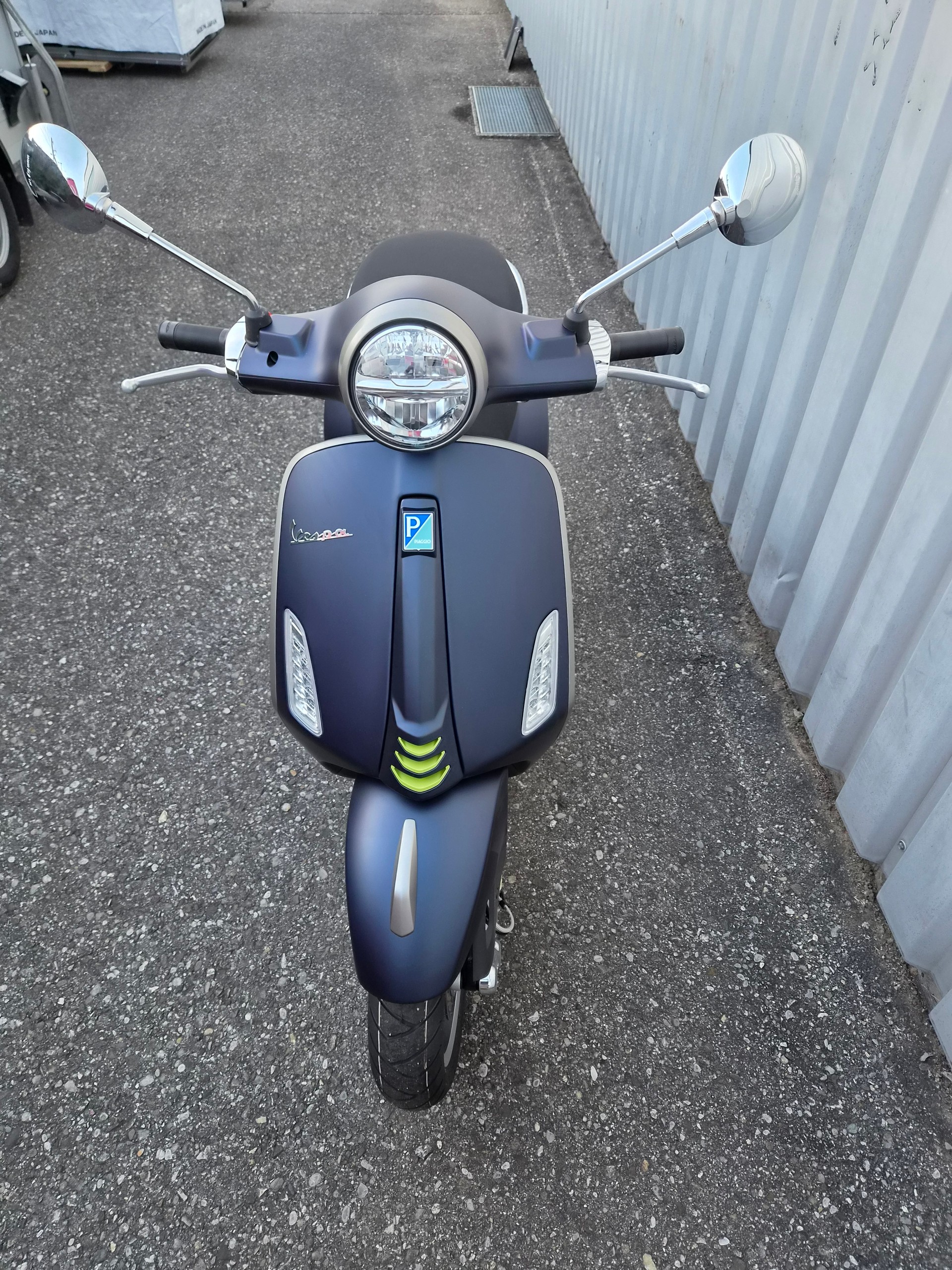 PIAGGIO PRIMAVERA 125 TECH-showroom-element-3