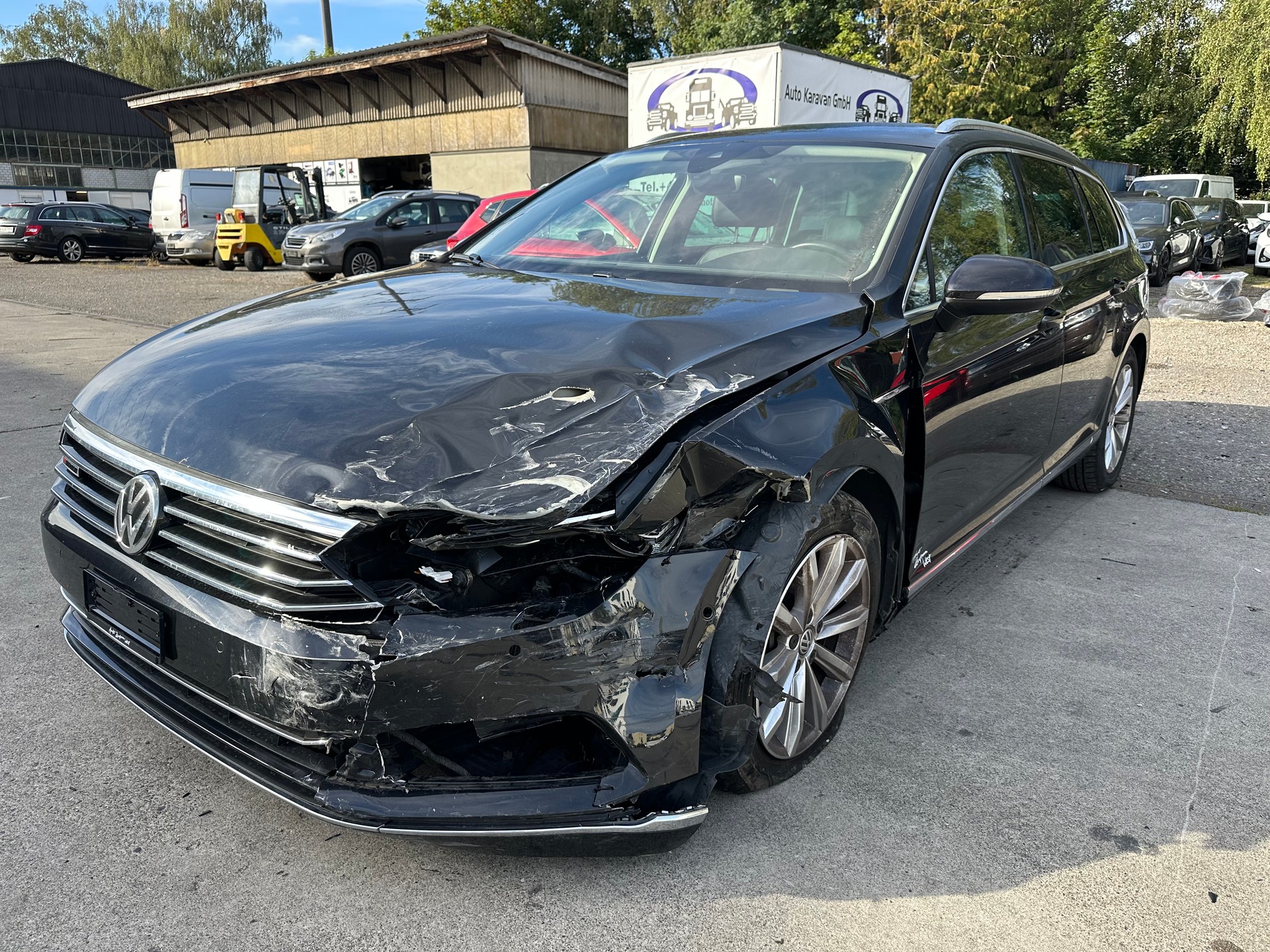VW Passat Variant 2.0 TDI BMT High. DSG 4Motion-image-9