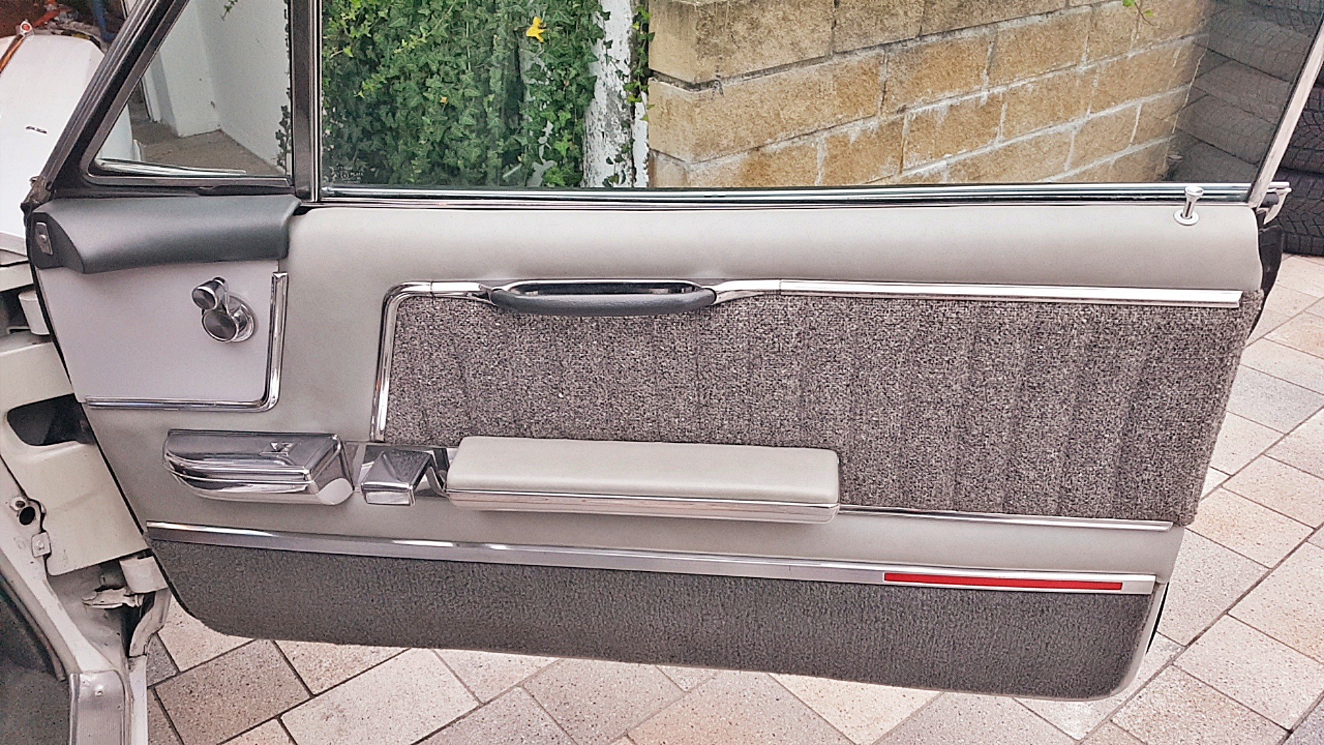 CADILLAC Deville Coupe-image-9