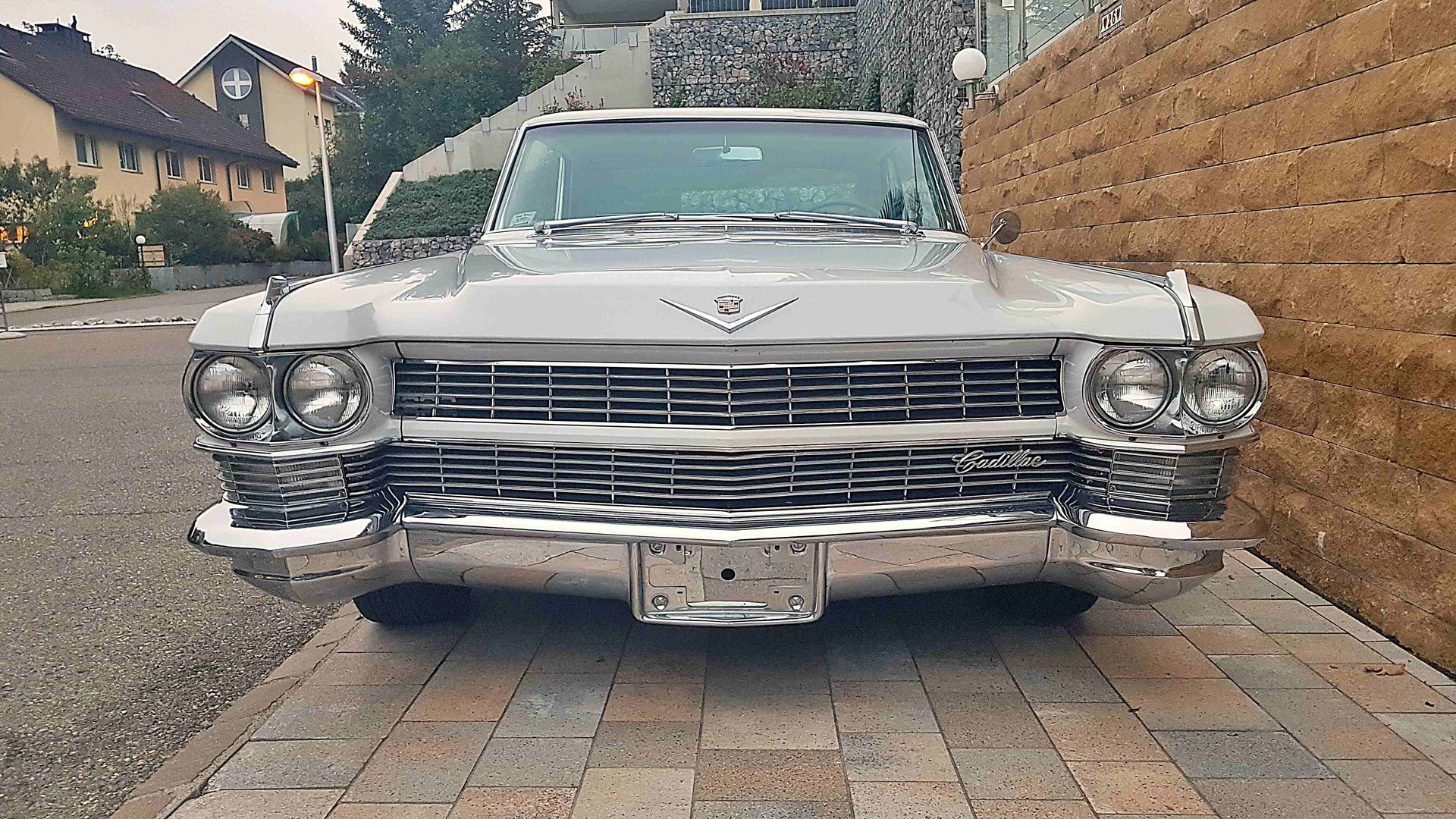 CADILLAC Deville Coupe-image-1