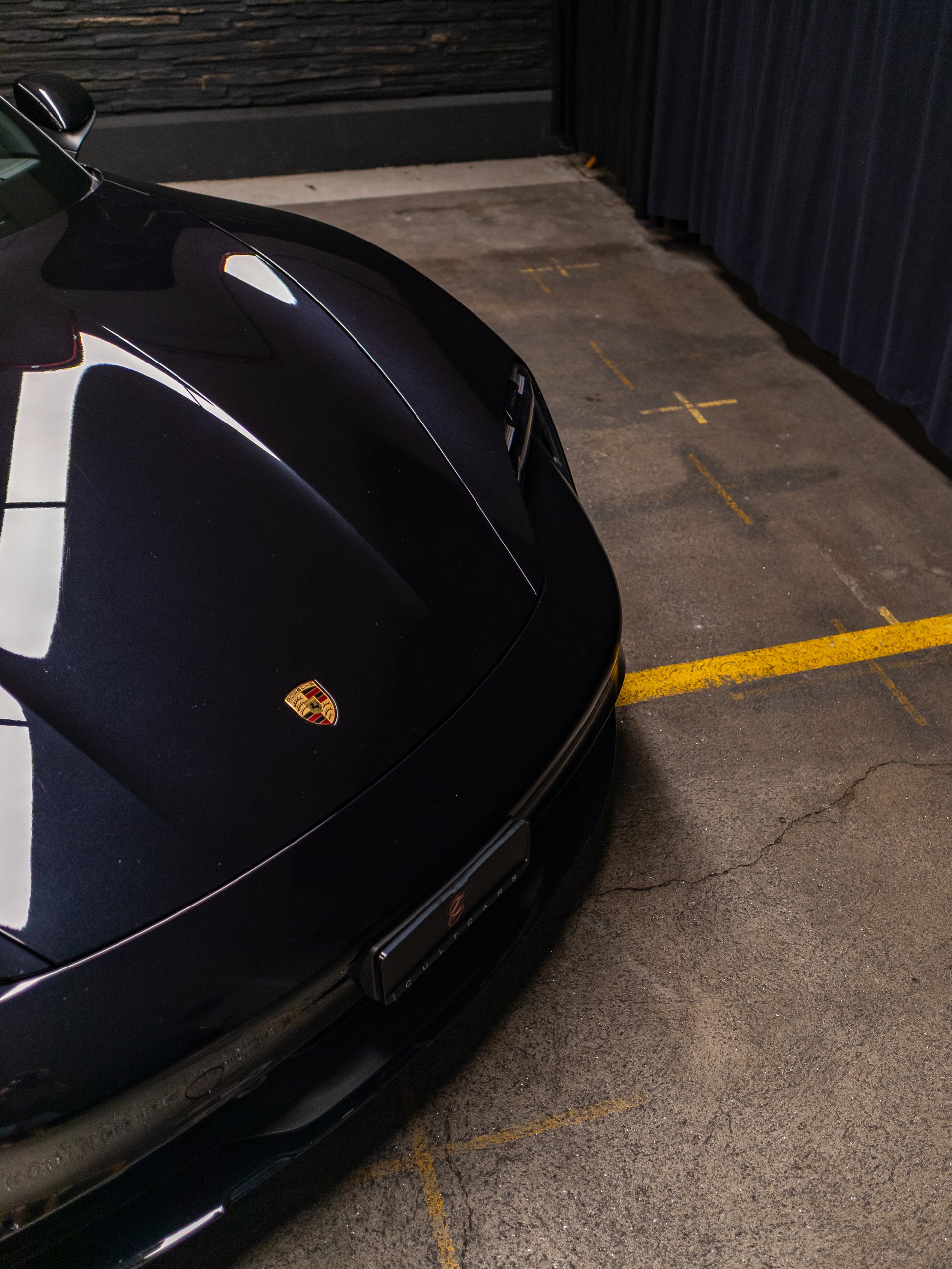 PORSCHE Taycan 4 Cross Turismo-image-14