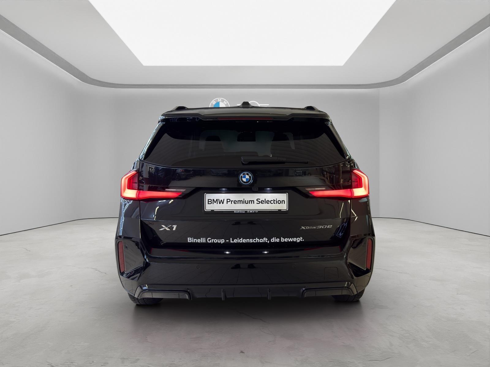 BMW X1 30e xDrive M-SportPaket-image-4