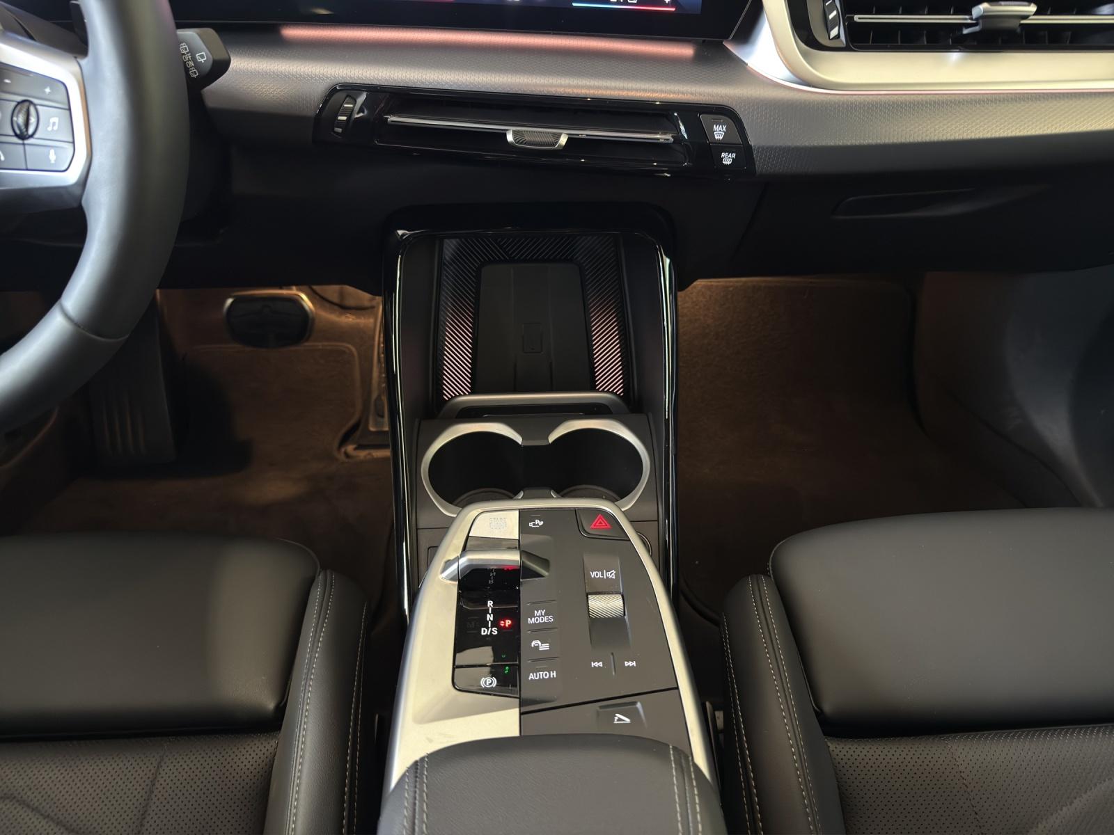 BMW X1 30e xDrive M-SportPaket-image-16