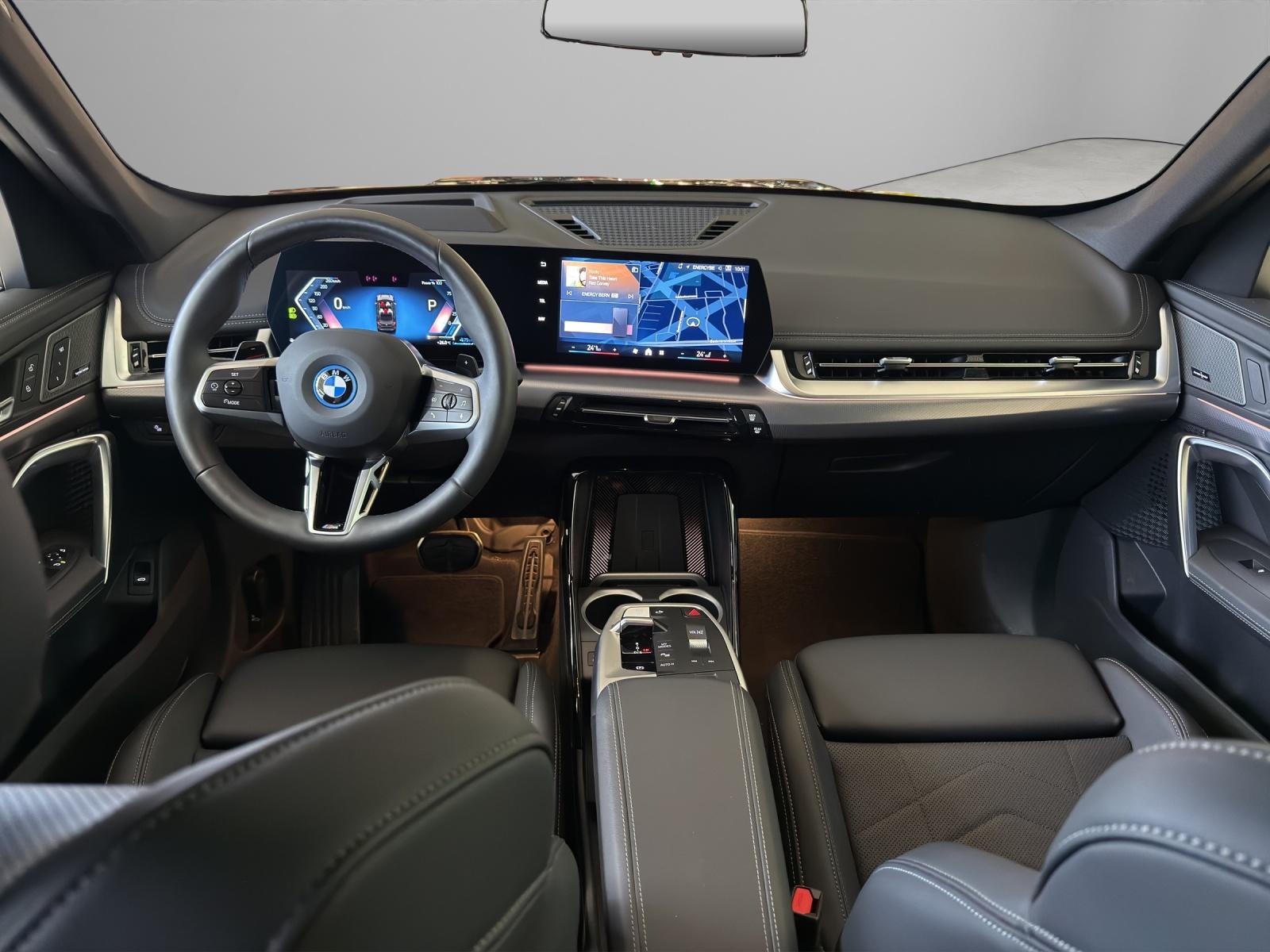 BMW X1 30e xDrive M-SportPaket-image-13