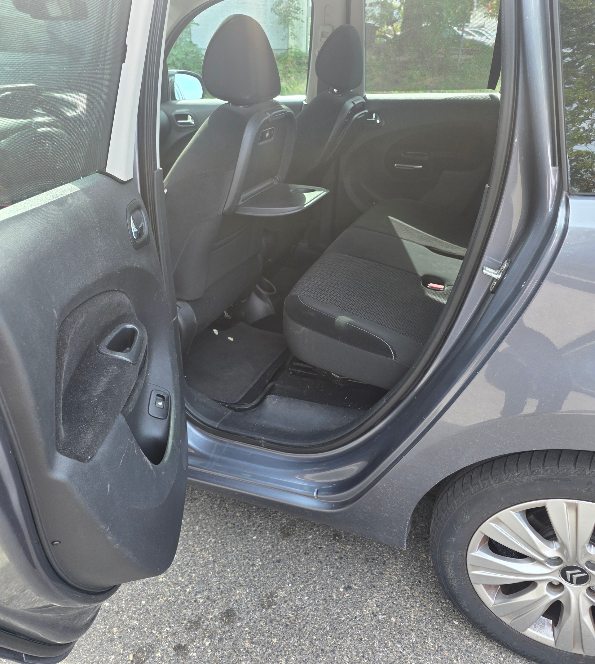 CITROEN C3 Picasso 1.6 HDi Exclusive-image-3