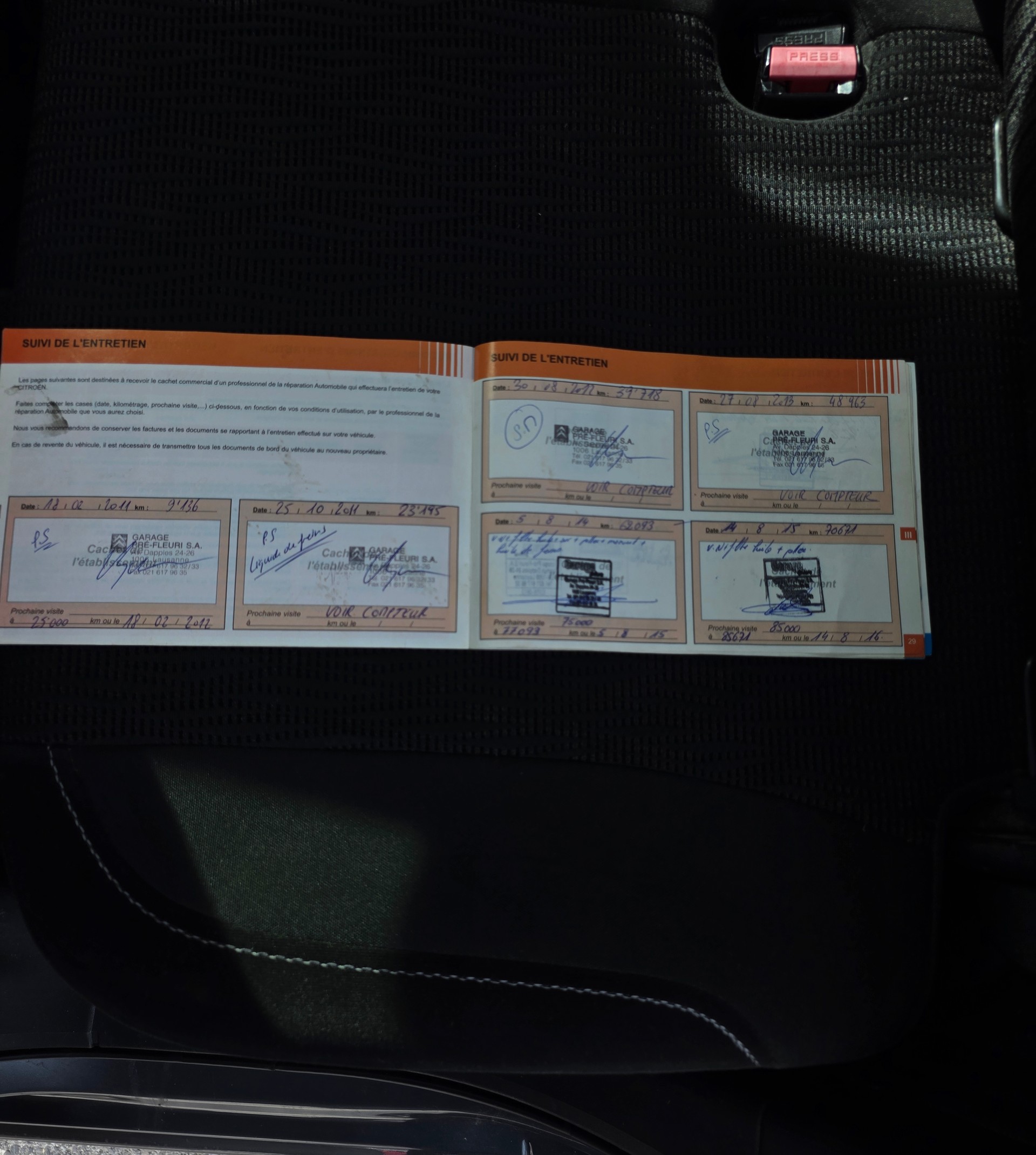 CITROEN C3 Picasso 1.6 HDi Exclusive-image-5