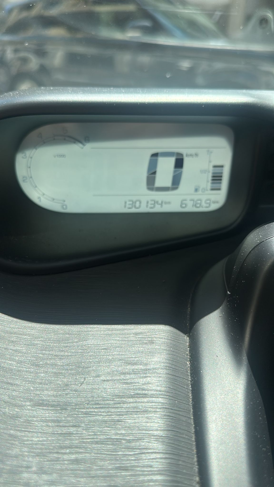 CITROEN C3 Picasso 1.6 HDi Exclusive-image-4