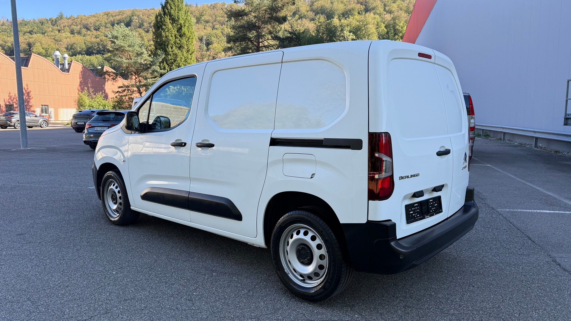 CITROEN Berlingo Van 1.6 Blue HDi 100 s/s Driver 1000kg-image-4