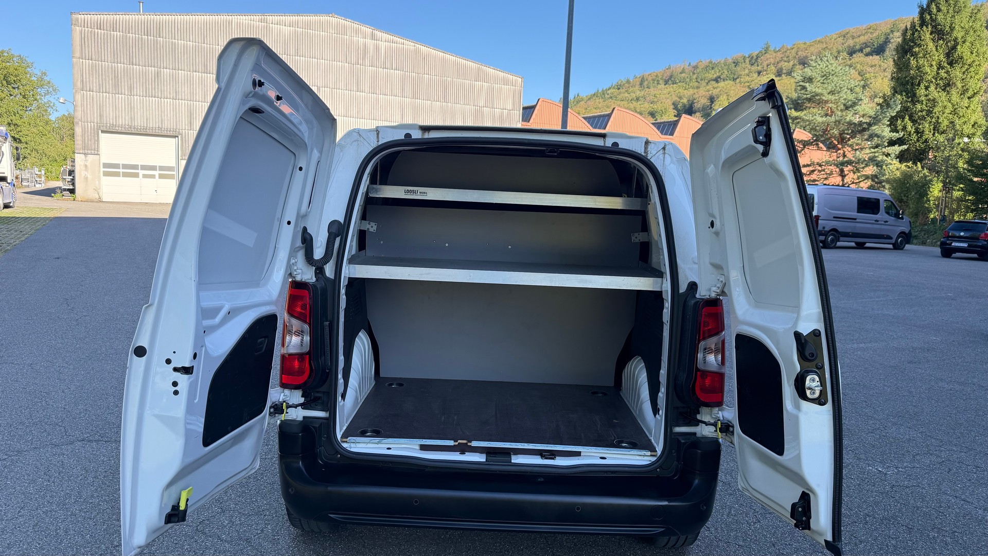 CITROEN Berlingo Van 1.6 Blue HDi 100 s/s Driver 1000kg-image-8
