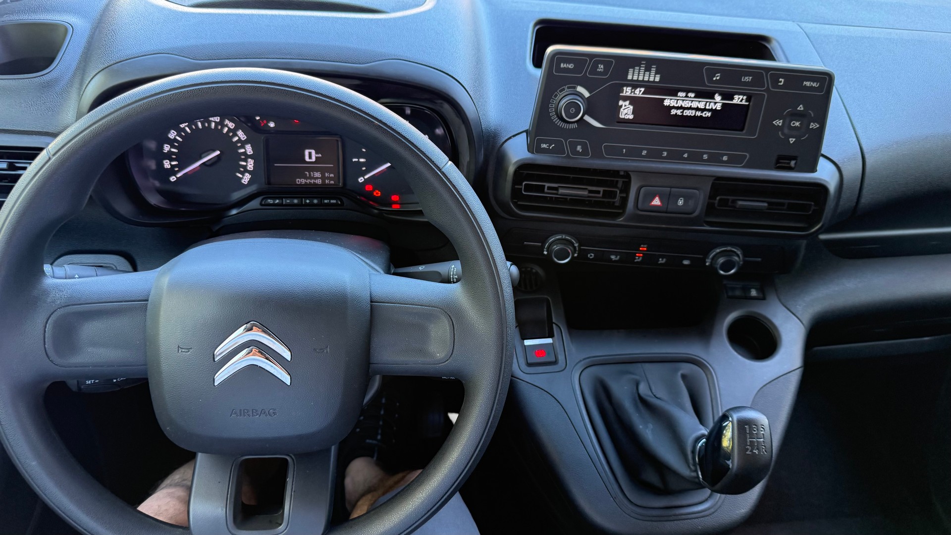 CITROEN Berlingo Van 1.6 Blue HDi 100 s/s Driver 1000kg-image-12