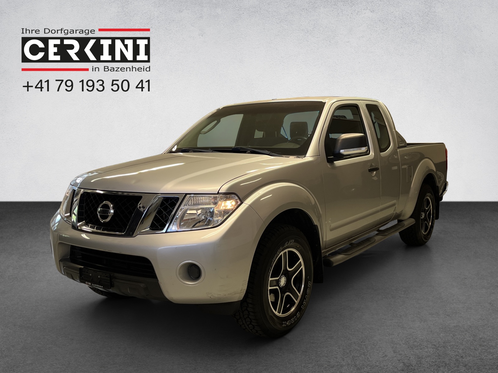 NISSAN Navara King Cab SE 2.5 dCi 4WD-image-2