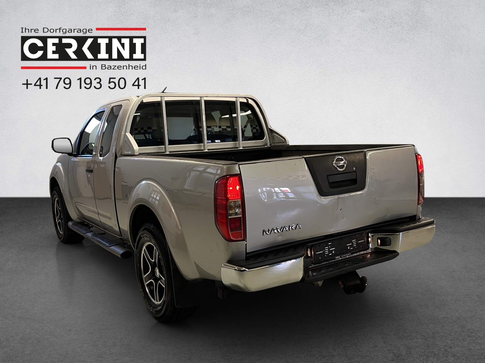 NISSAN Navara King Cab SE 2.5 dCi 4WD-image-3