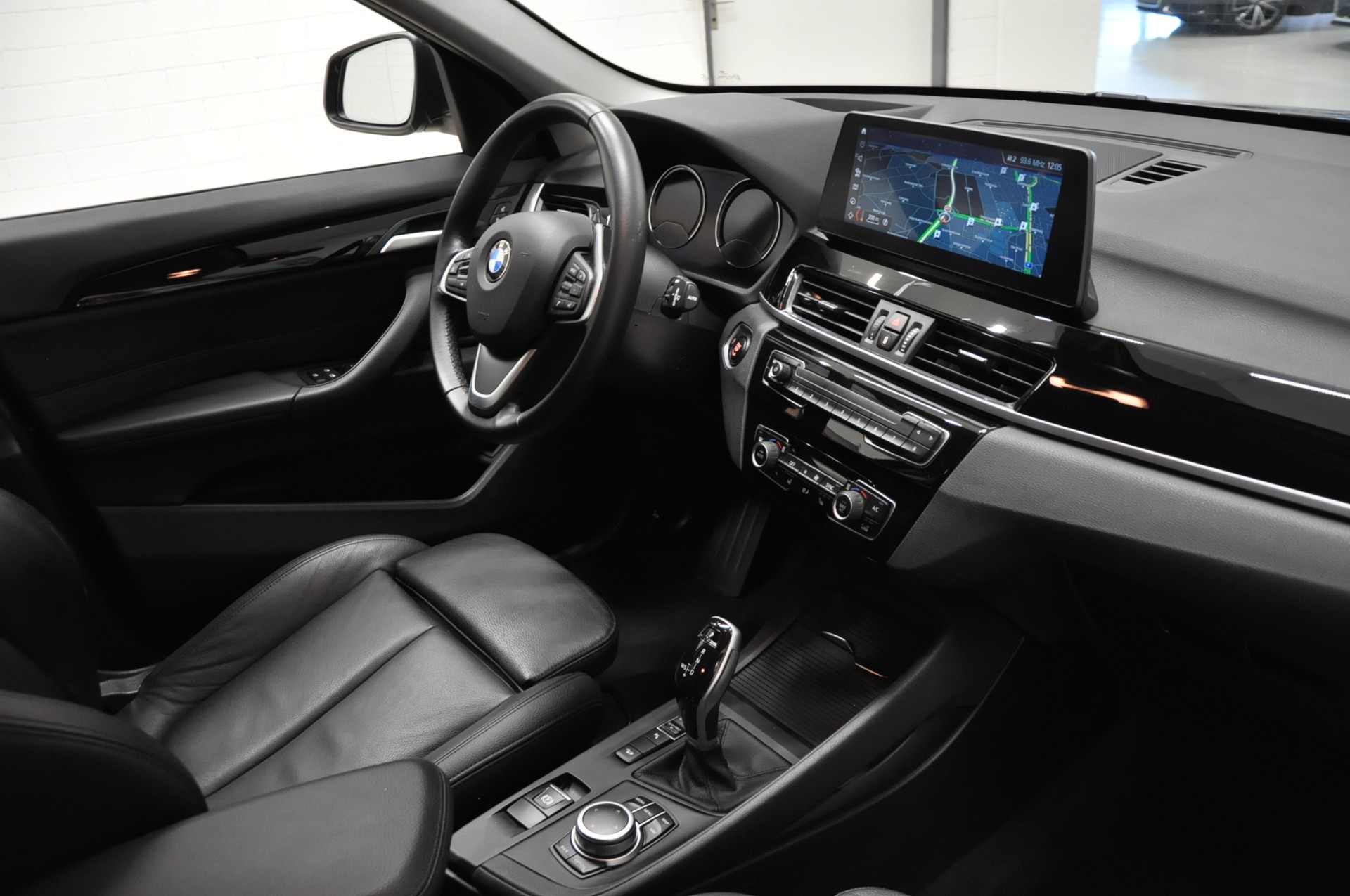 BMW X1 xDrive 20d Sport Line Steptronic-image-11
