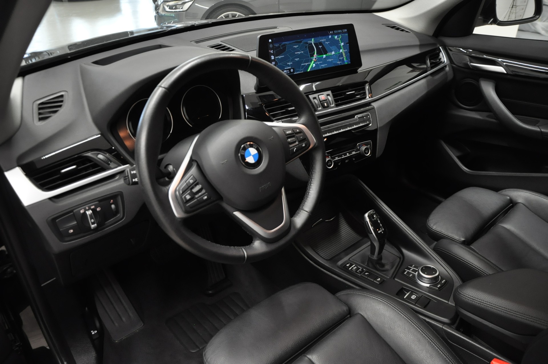 BMW X1 xDrive 20d Sport Line Steptronic-image-10