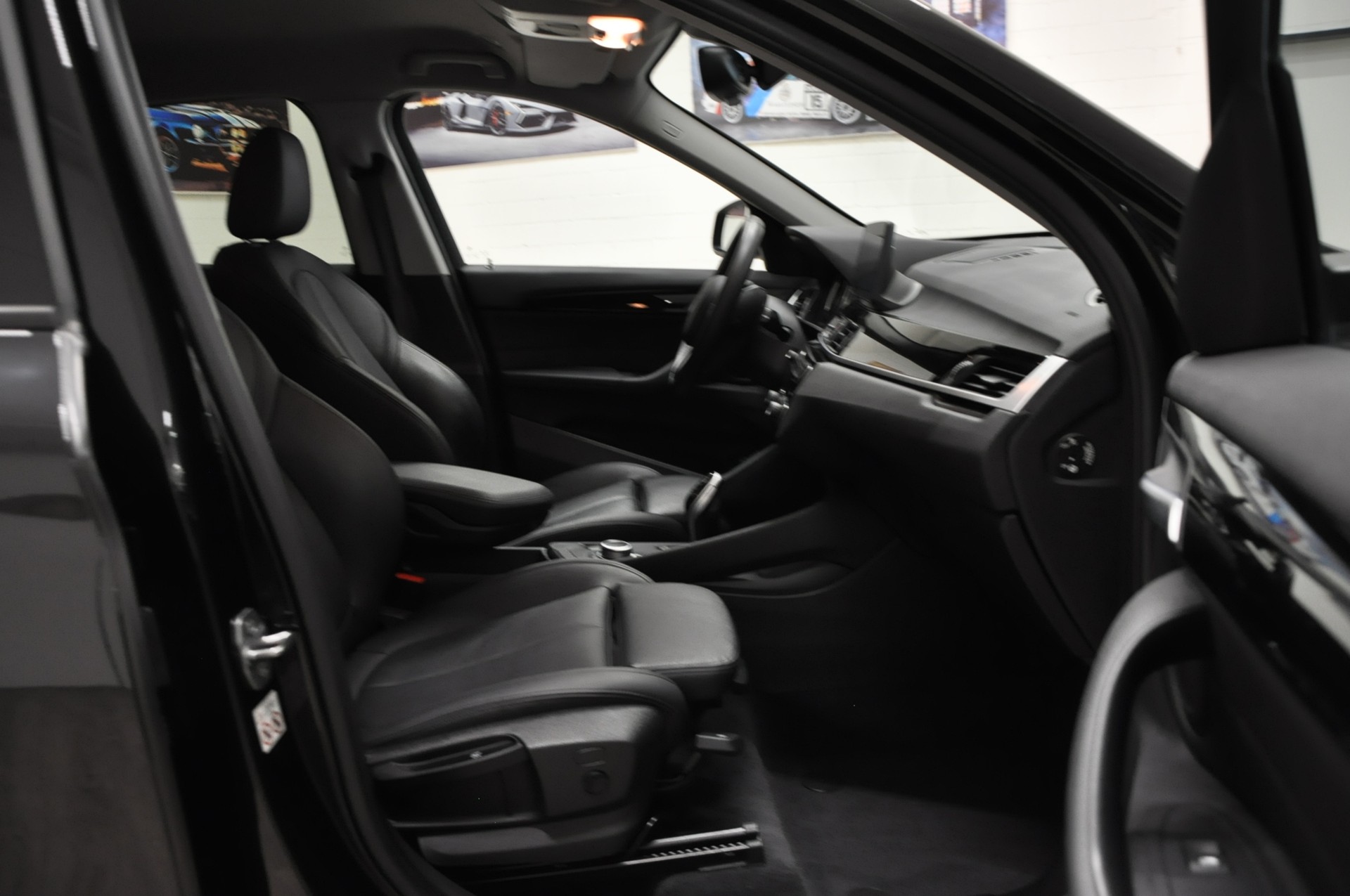 BMW X1 xDrive 20d Sport Line Steptronic-image-13