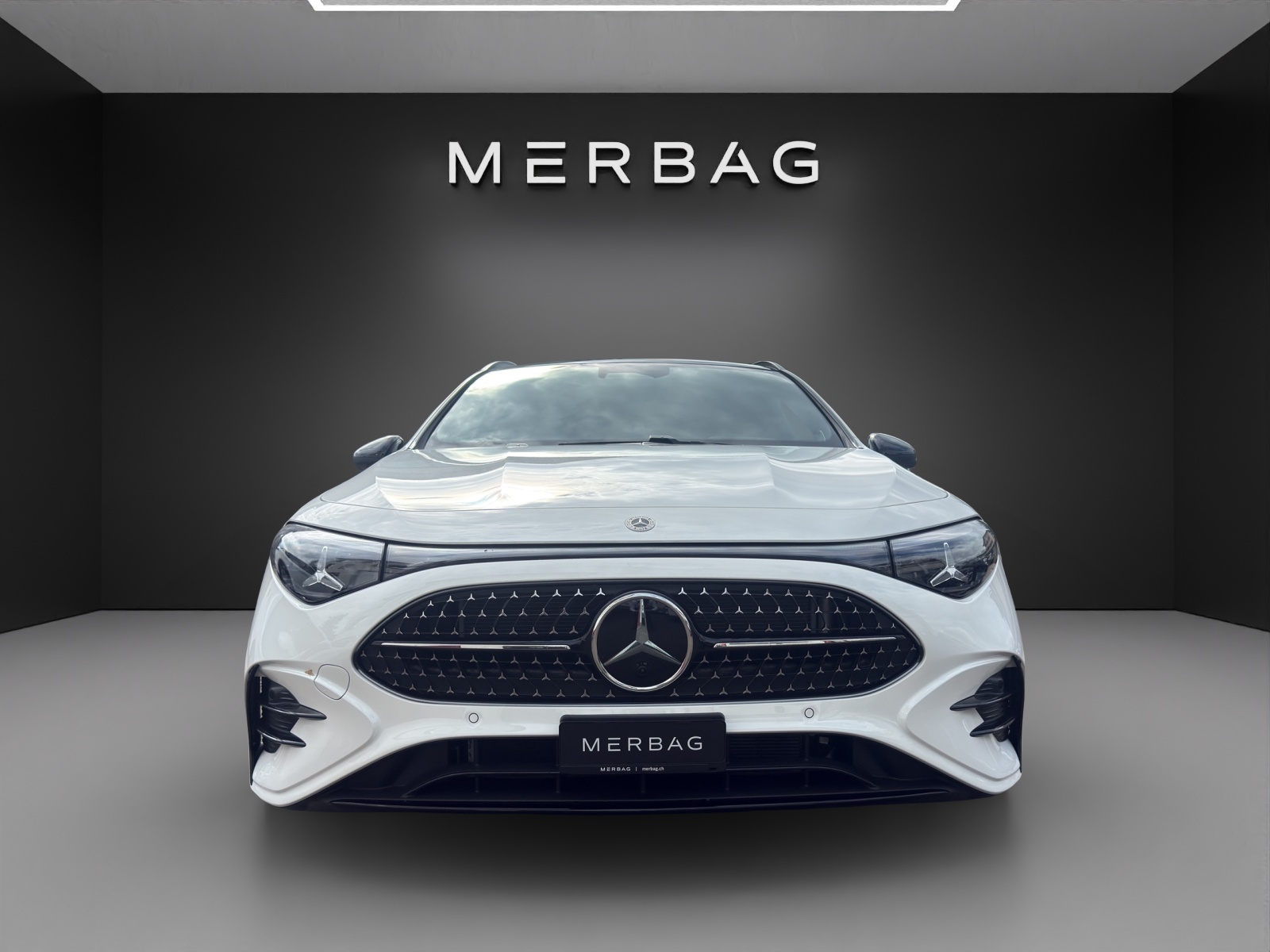 MERCEDES-BENZ CLA 220-image-1