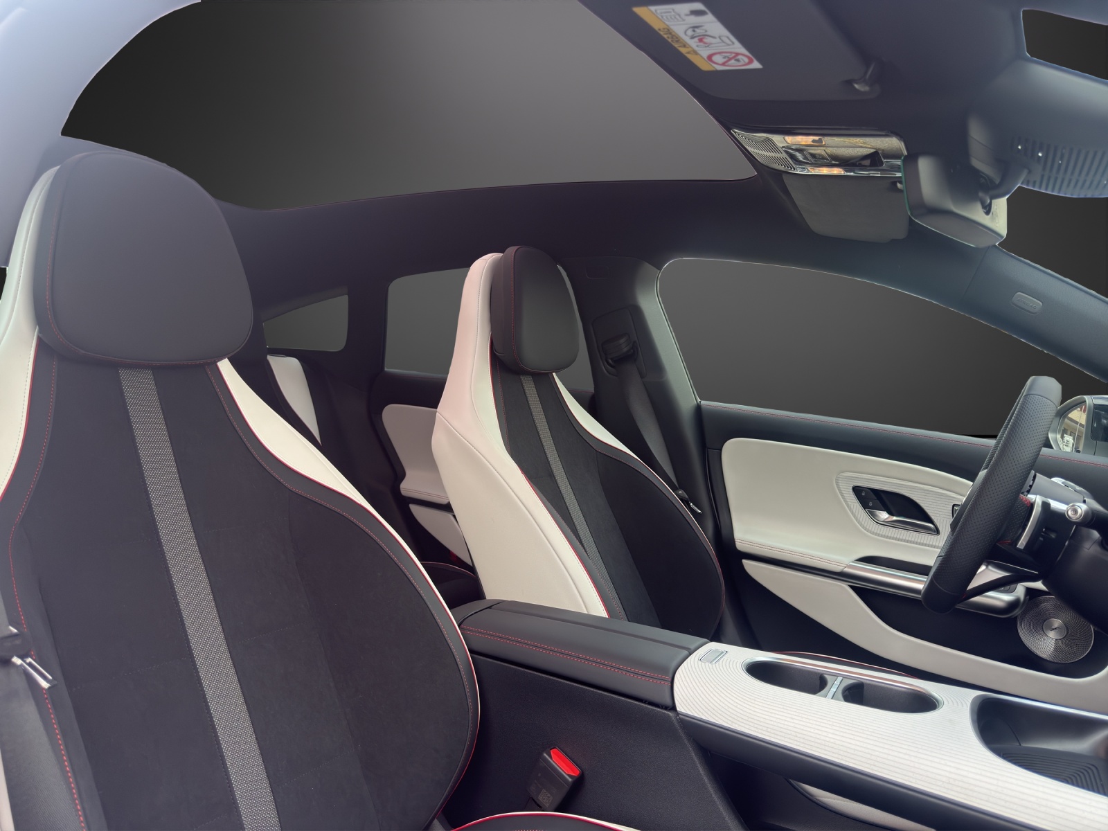 MERCEDES-BENZ CLA 220-image-11