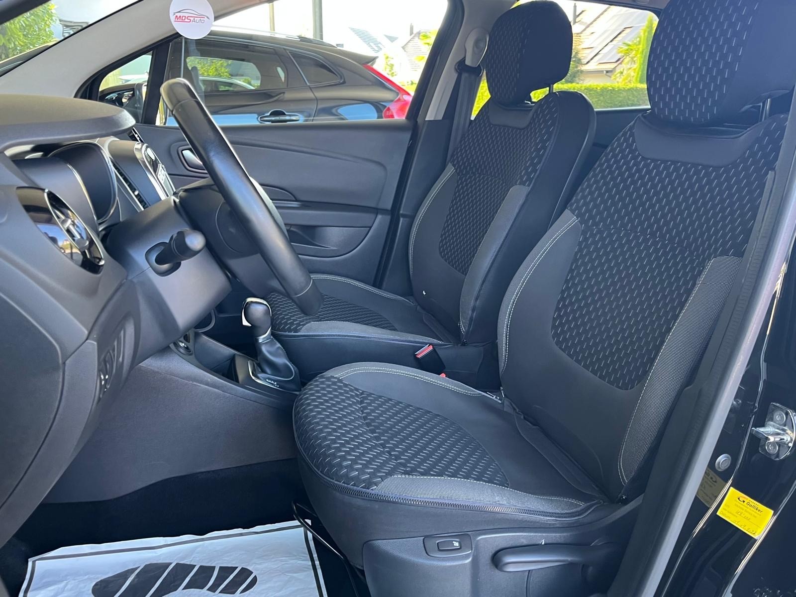 RENAULT Captur 1.3 T 16V Intens EDC-image-6