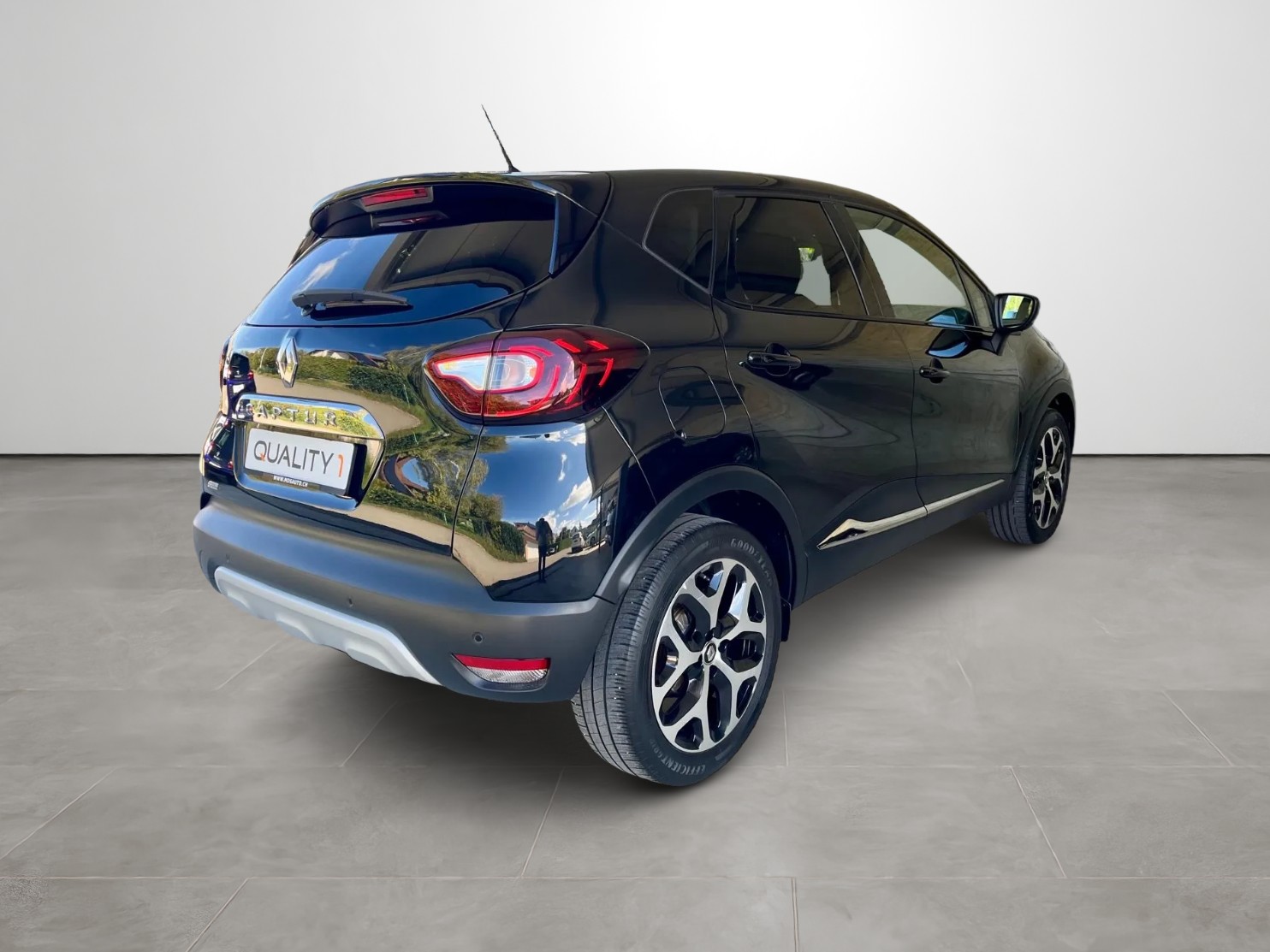 RENAULT Captur 1.3 T 16V Intens EDC-image-3