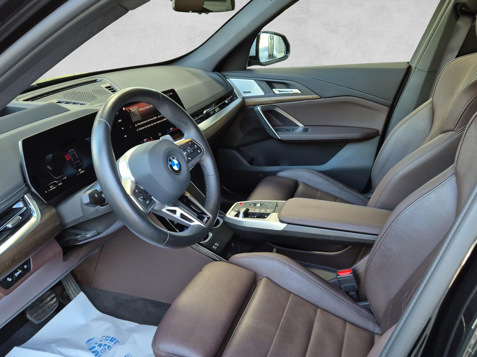 BMW X1 U11 23i xDrive paddles-image-5